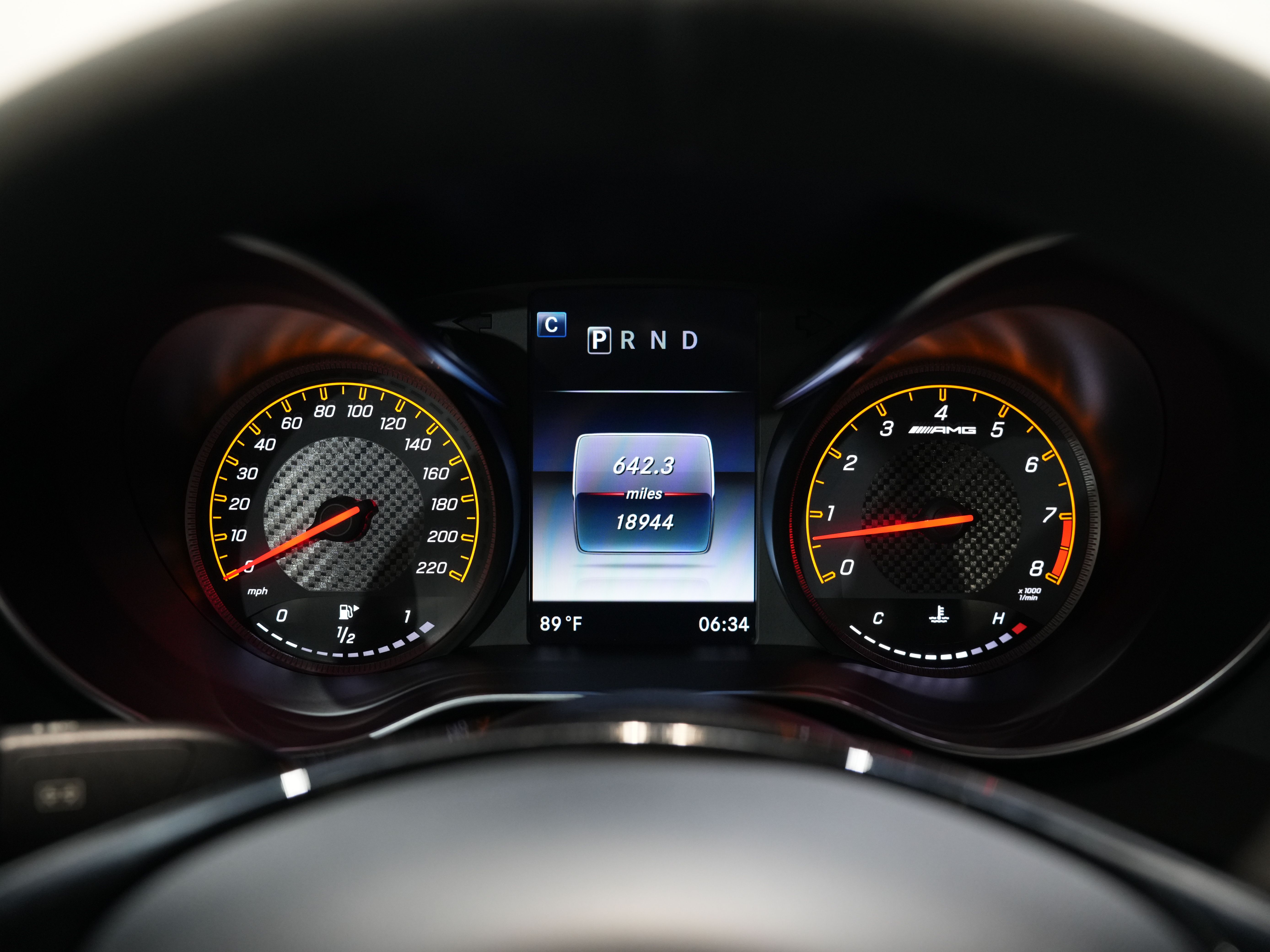 SILVER, 2018 MERCEDES-BENZ MERCEDES-AMG GT Image 39