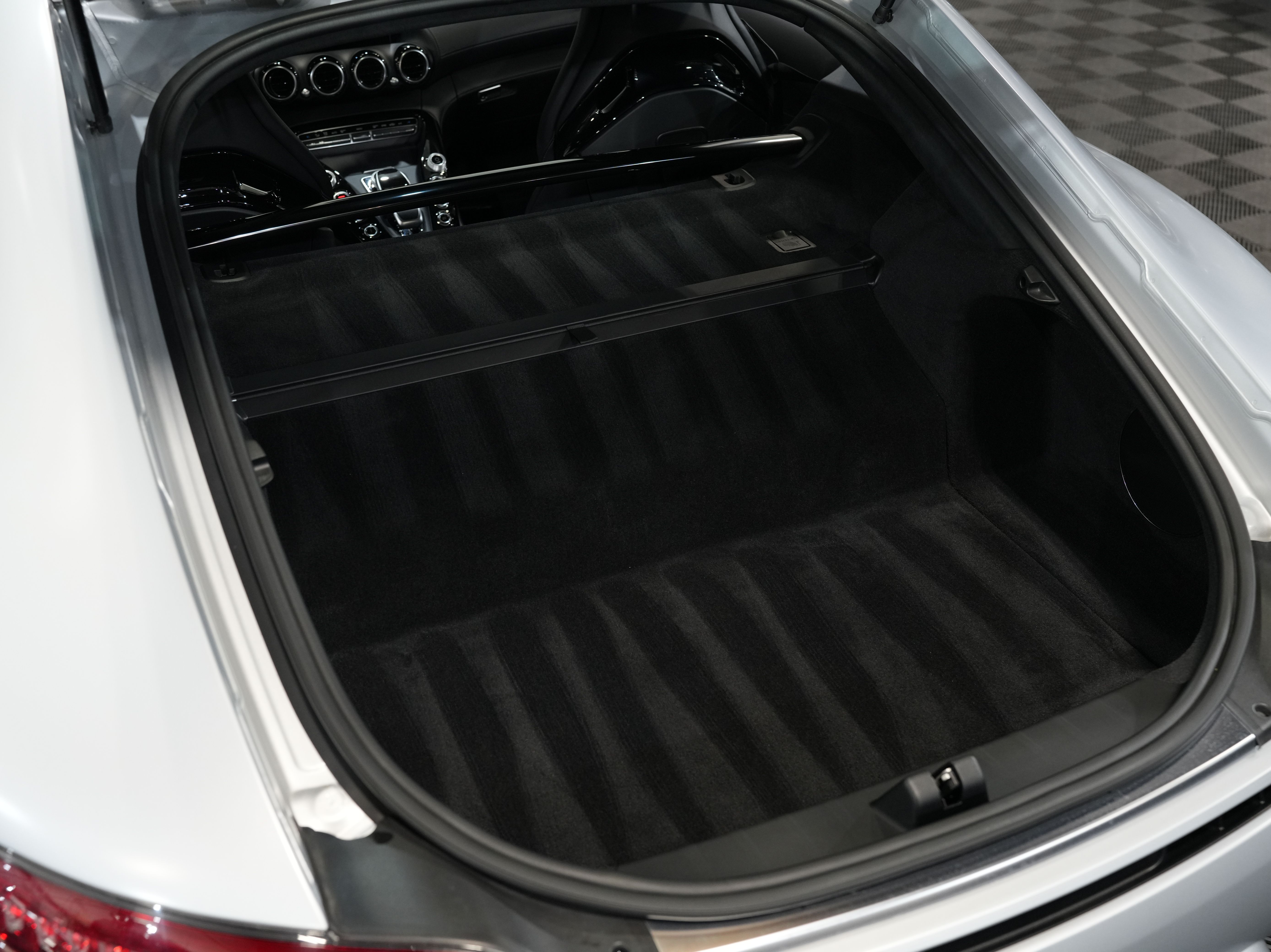 SILVER, 2018 MERCEDES-BENZ MERCEDES-AMG GT Image 46