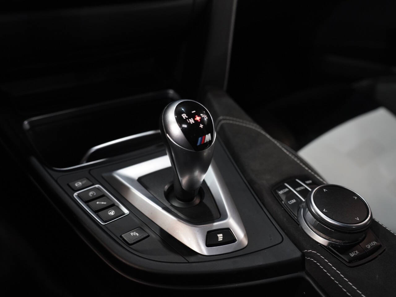 LIME ROCK GRAY METALLIC, 2018 BMW M3 Image 50