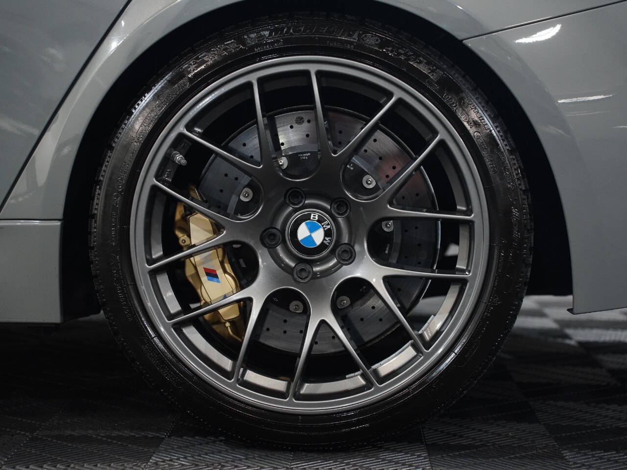 LIME ROCK GRAY METALLIC, 2018 BMW M3 Image 60