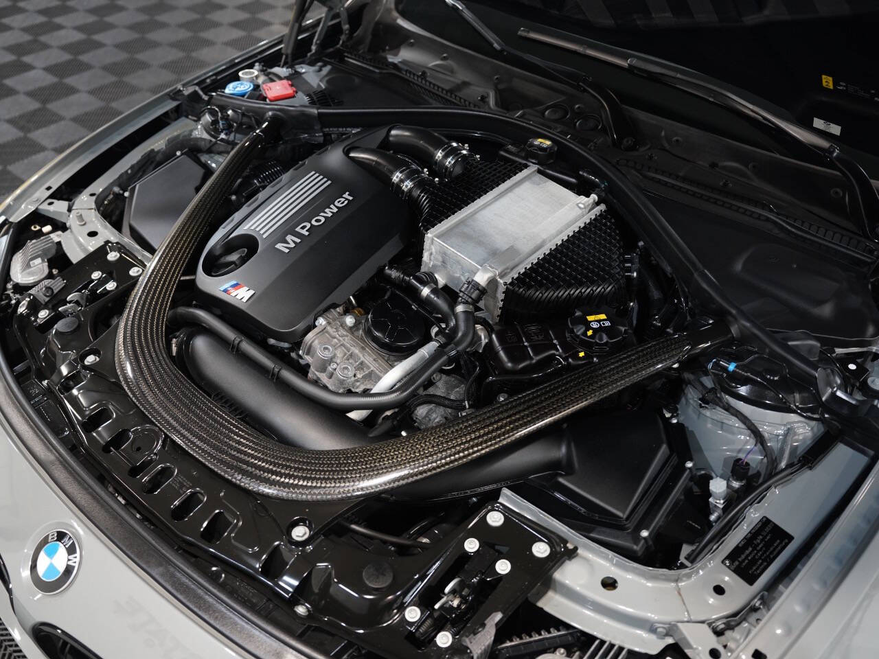LIME ROCK GRAY METALLIC, 2018 BMW M3 Image 54