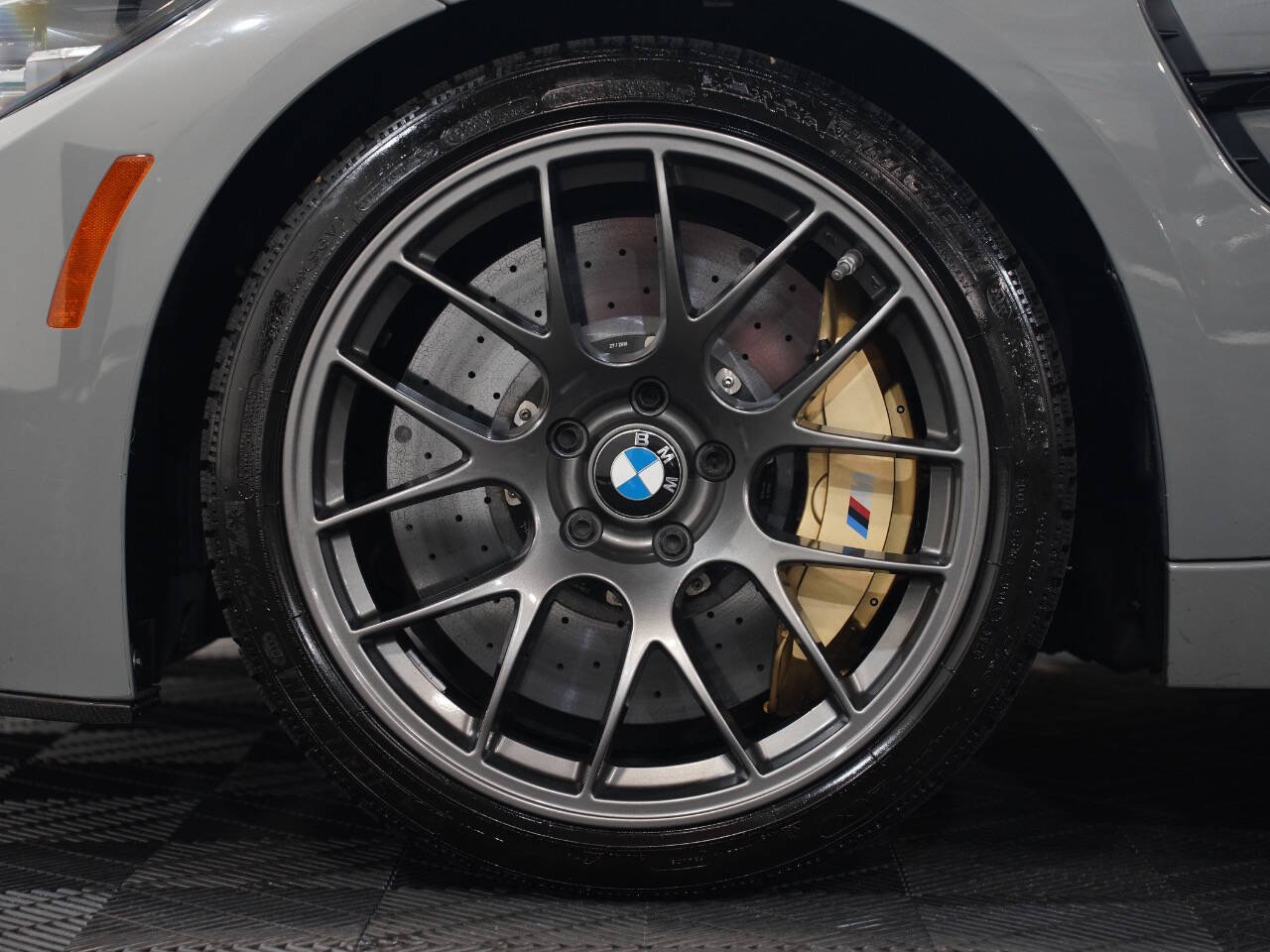 LIME ROCK GRAY METALLIC, 2018 BMW M3 Image 61