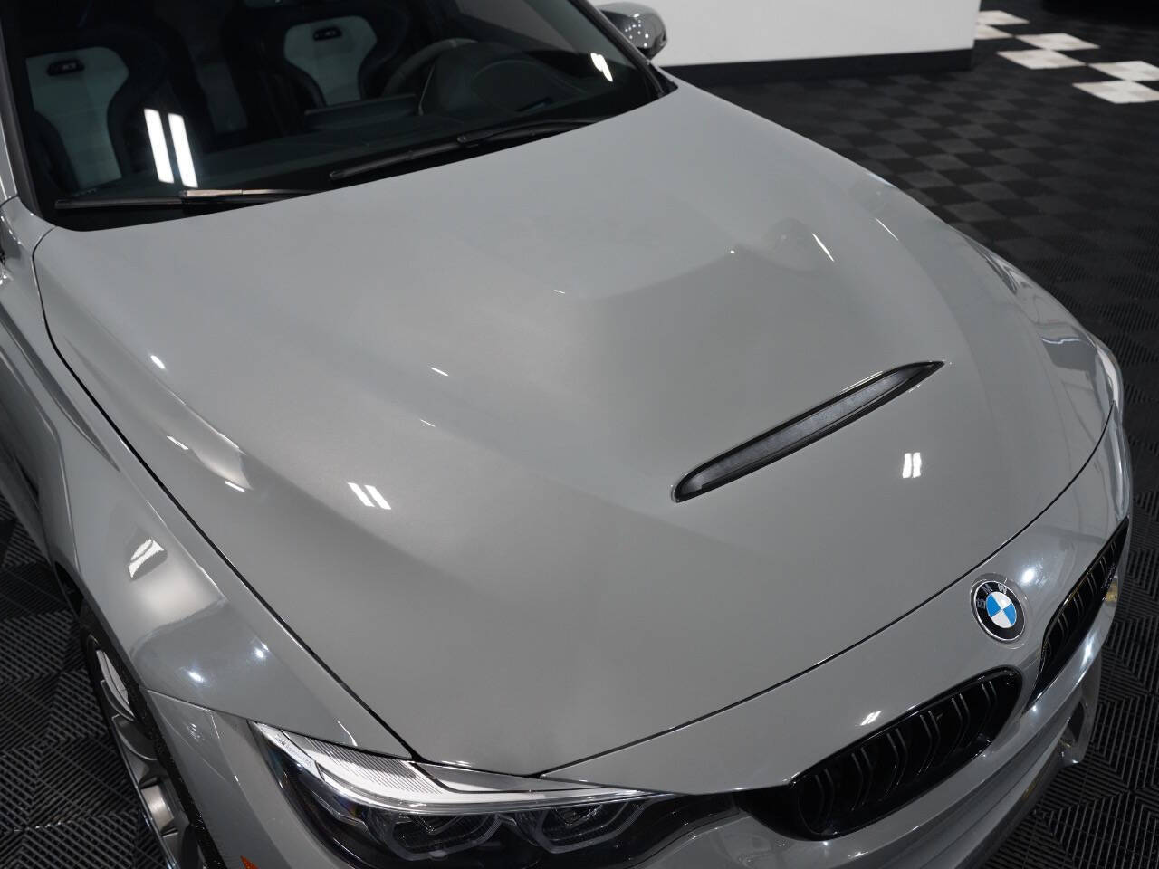 LIME ROCK GRAY METALLIC, 2018 BMW M3 Image 12
