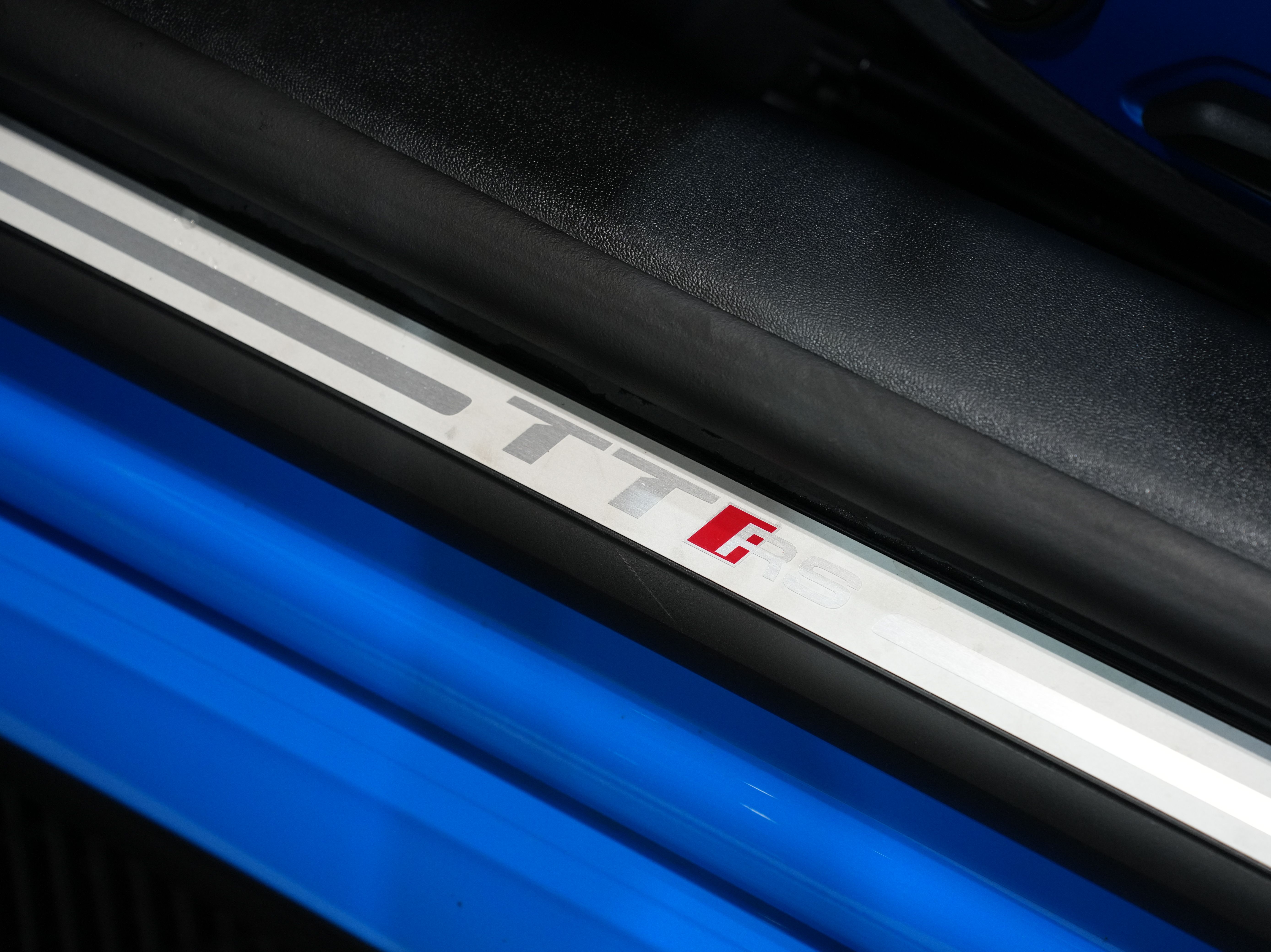 BLUE, 2019 AUDI TT Image 27