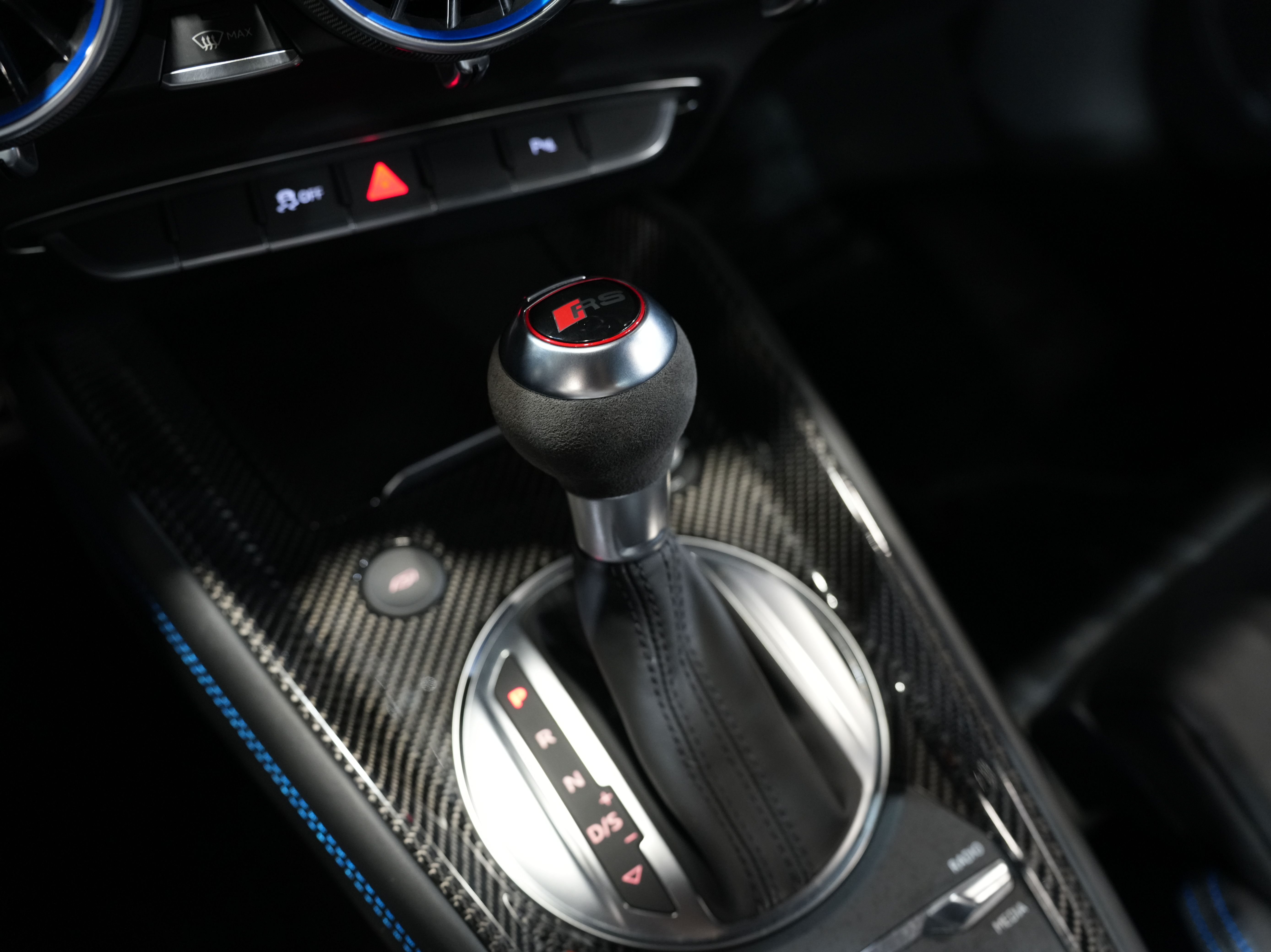 BLUE, 2019 AUDI TT Image 41