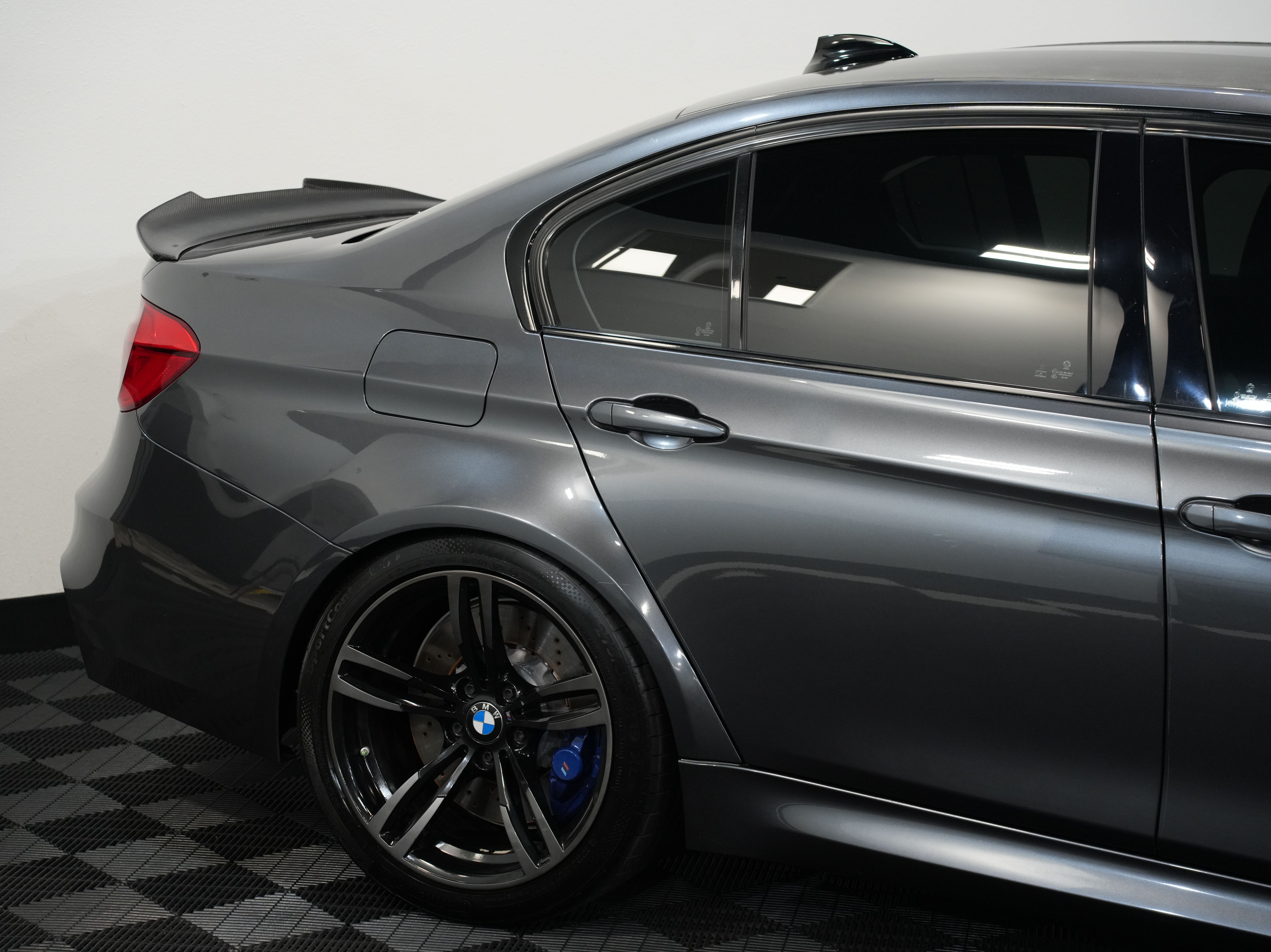 2016 BMW M3 Image 14