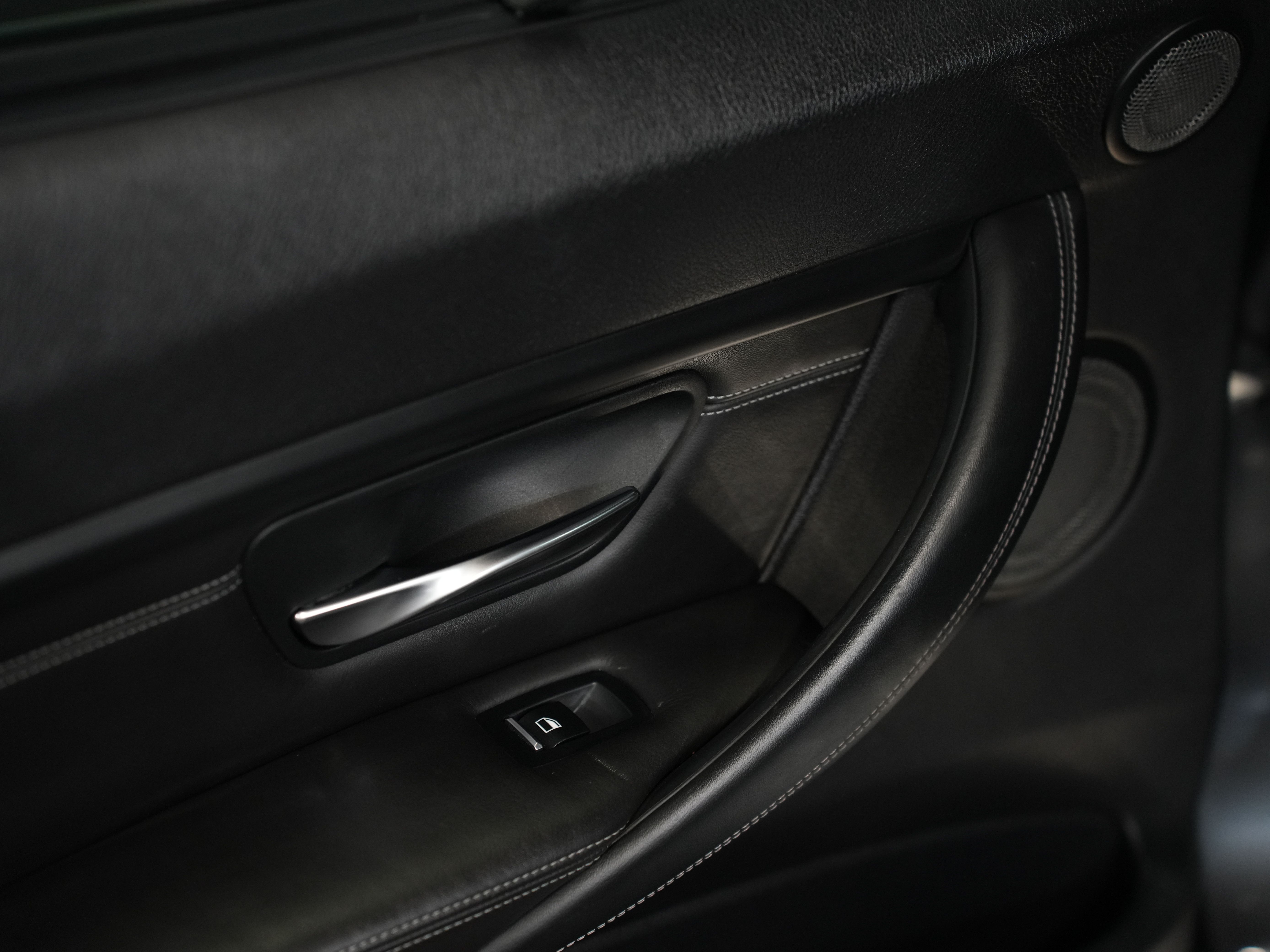 2016 BMW M3 Image 29