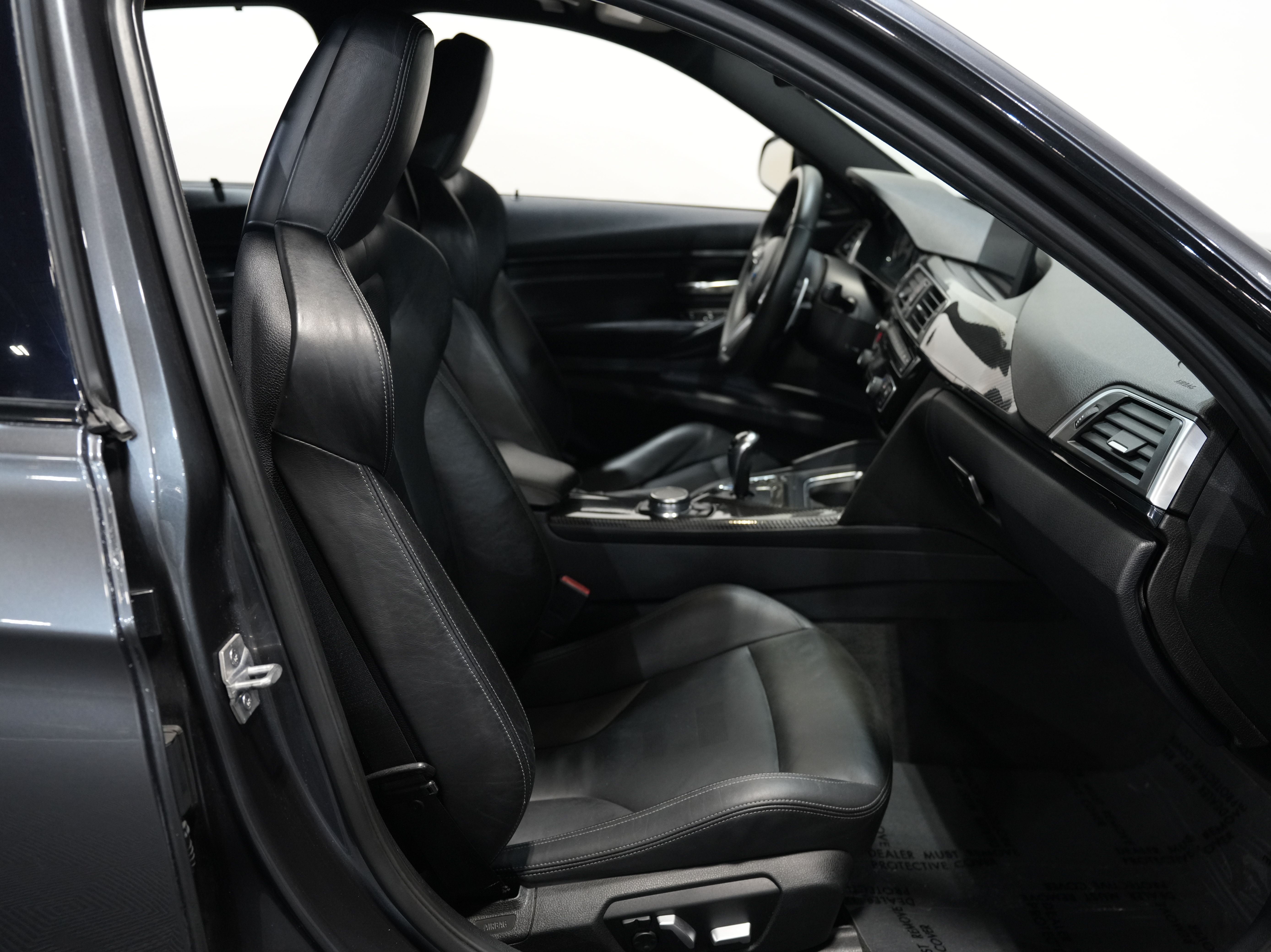 2016 BMW M3 Image 38