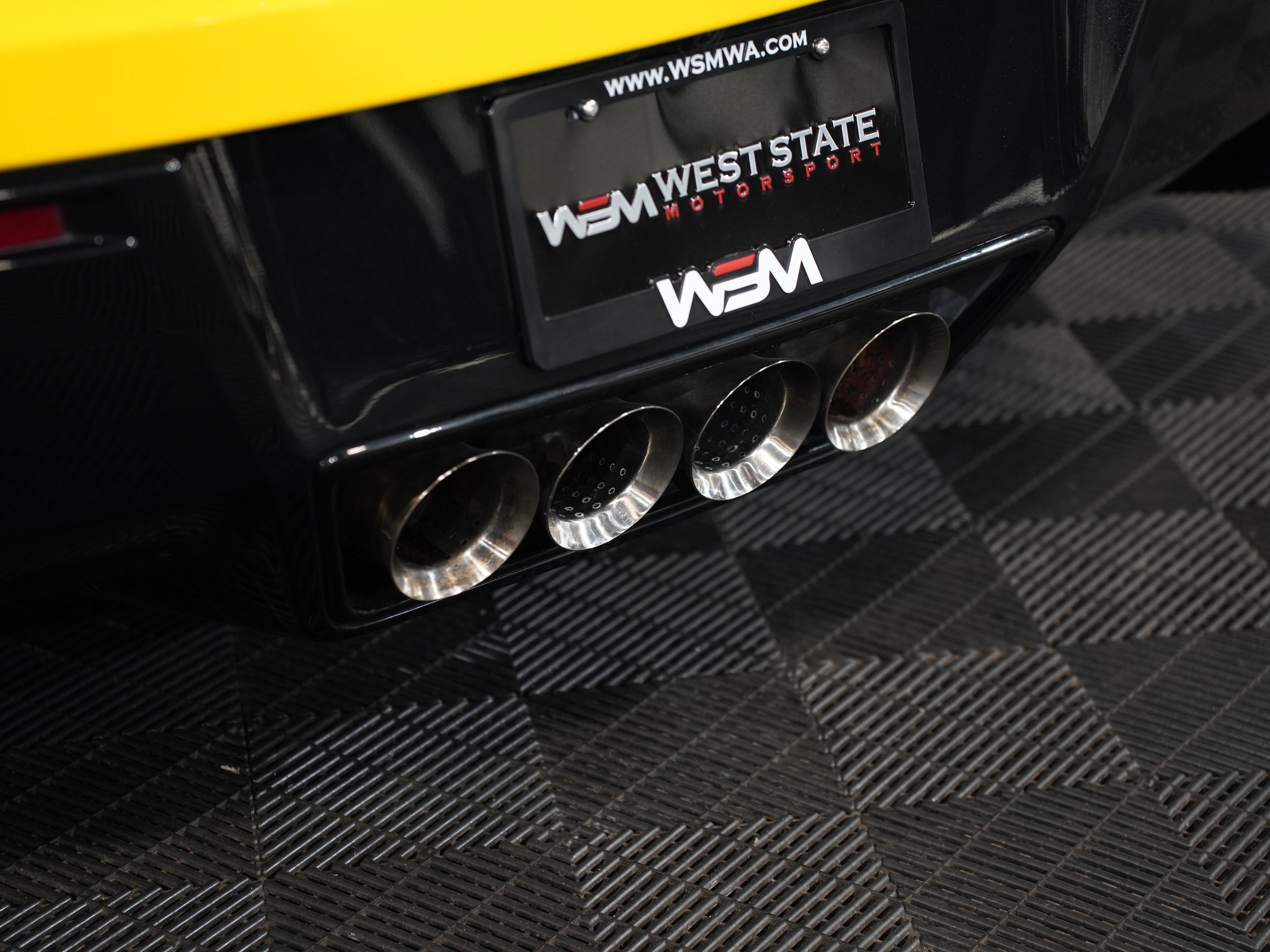 YELLOW, 2019 CHEVROLET CORVETTE Image 23