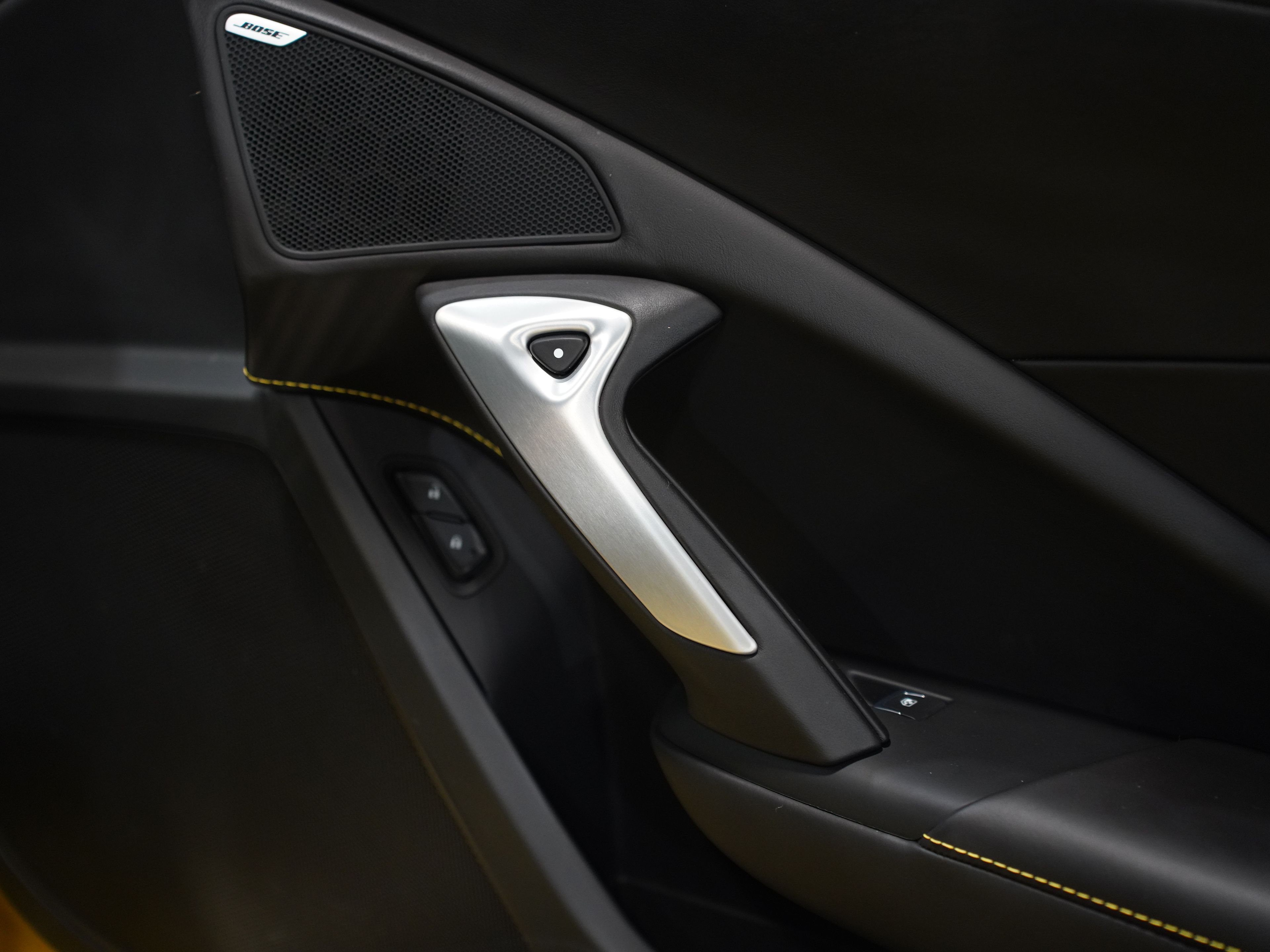 YELLOW, 2019 CHEVROLET CORVETTE Thumnail Image 33