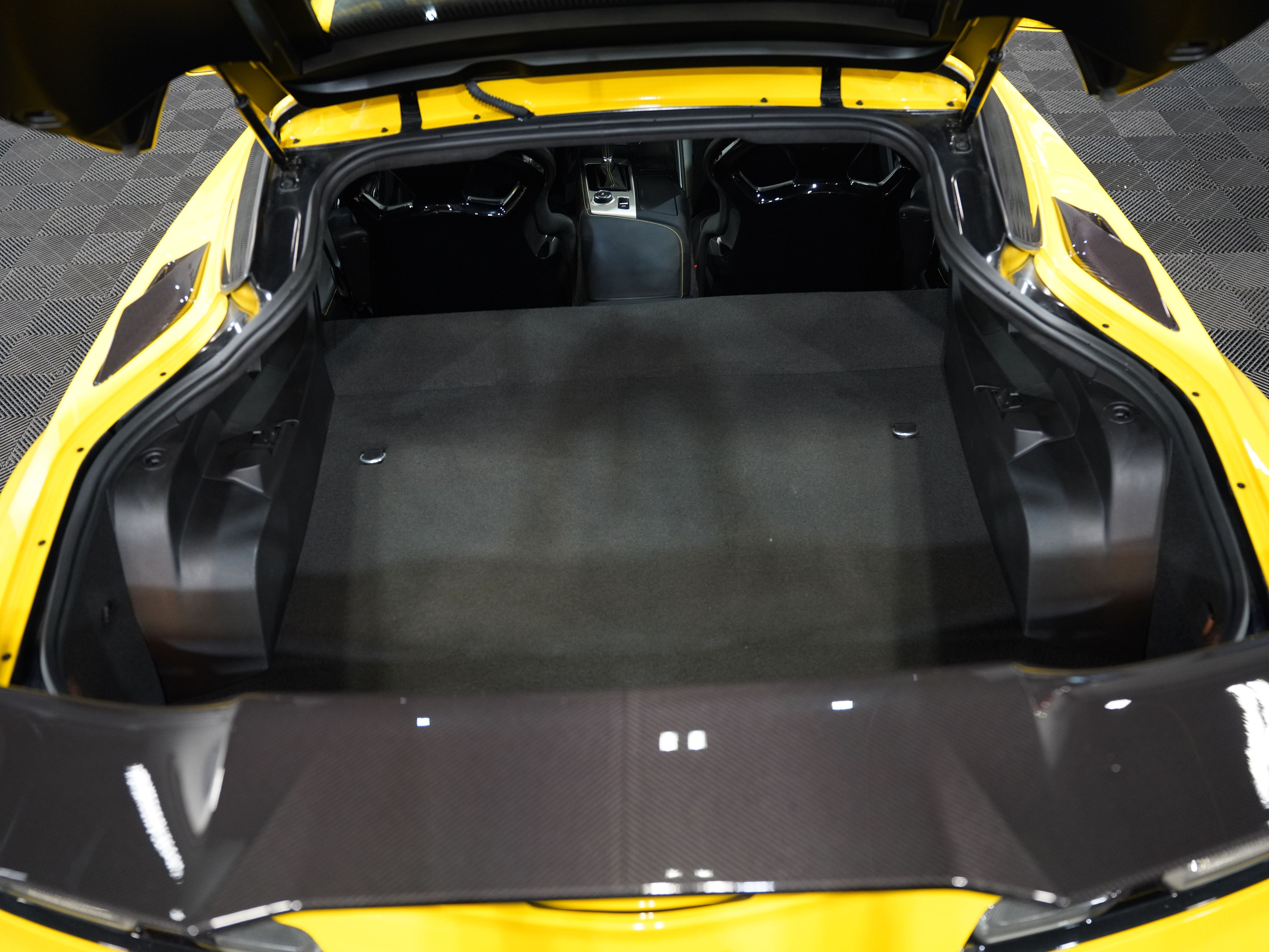 YELLOW, 2019 CHEVROLET CORVETTE Image 55