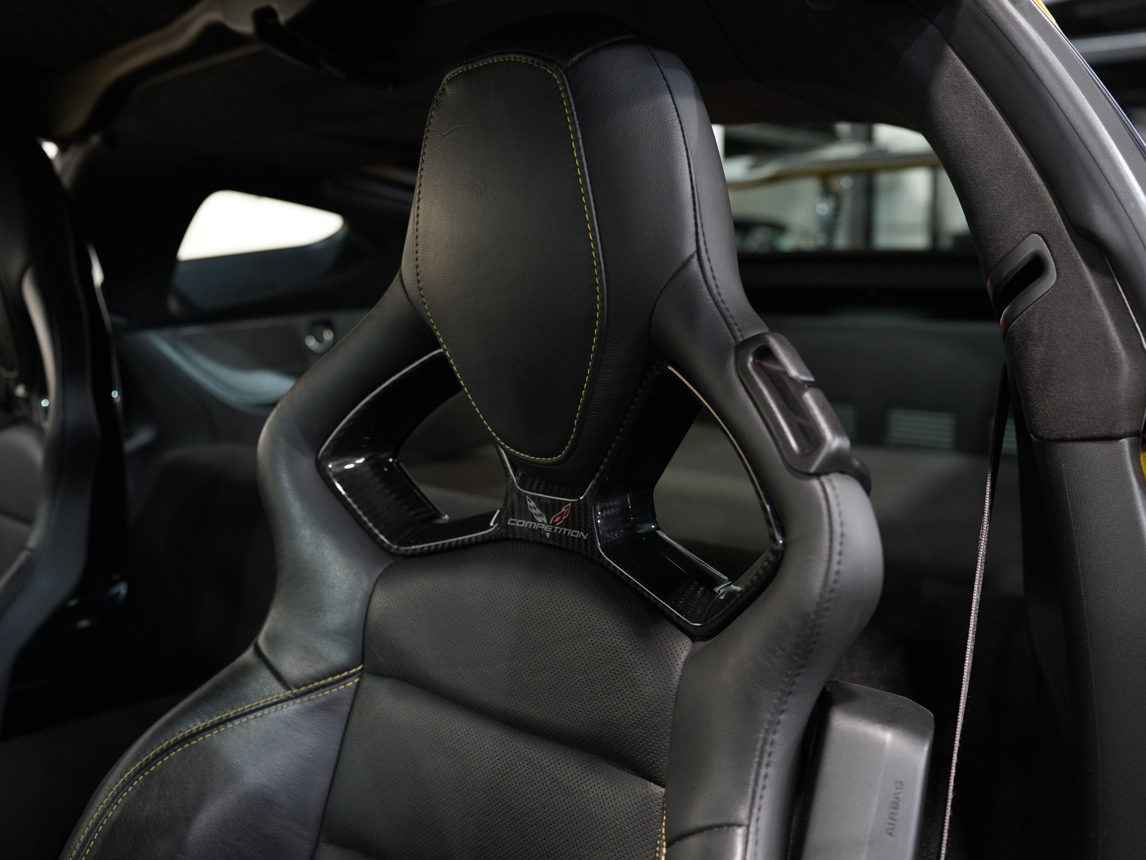 YELLOW, 2019 CHEVROLET CORVETTE Thumnail Image 35