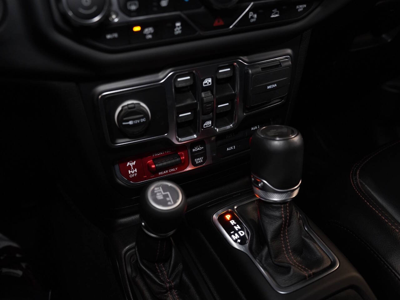 STING GRAY CLEAR COAT, 2021 JEEP WRANGLER UNLIMITED Image 47
