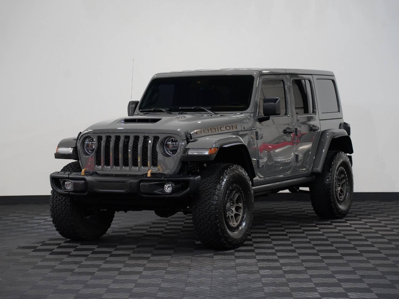 STING GRAY CLEAR COAT, 2021 JEEP WRANGLER UNLIMITED Image 3
