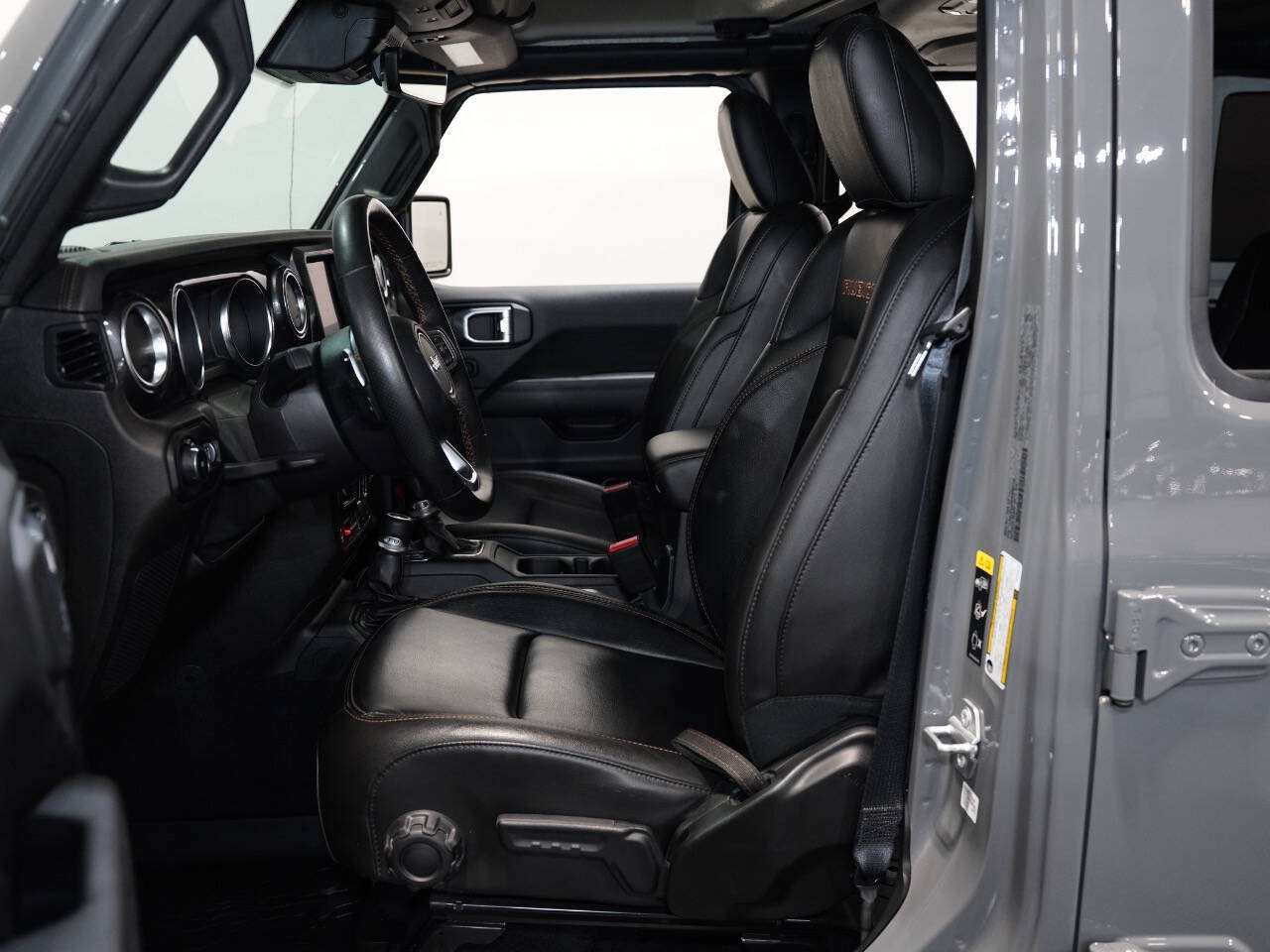 STING GRAY CLEAR COAT, 2021 JEEP WRANGLER UNLIMITED Image 33