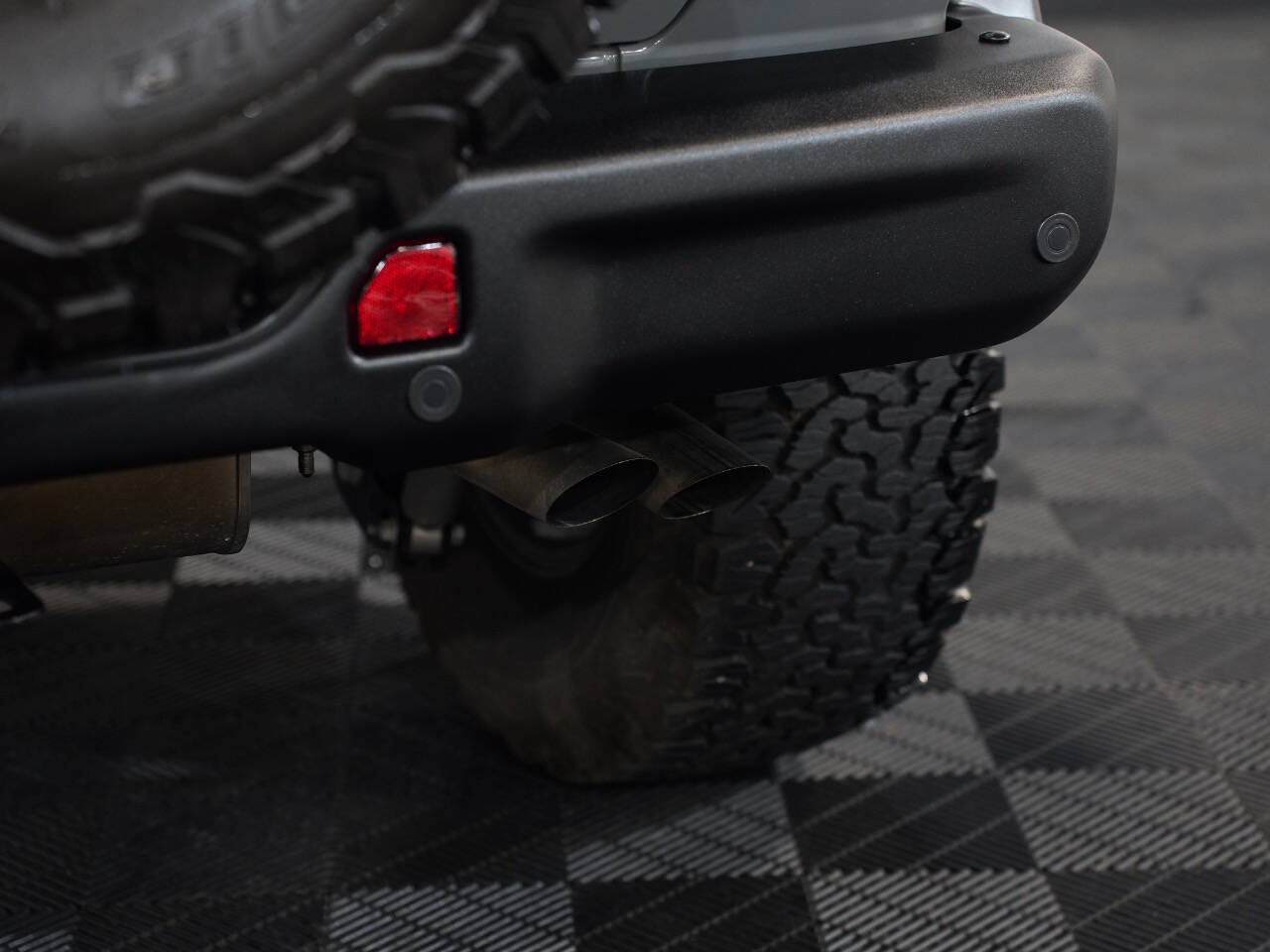 STING GRAY CLEAR COAT, 2021 JEEP WRANGLER UNLIMITED Image 20