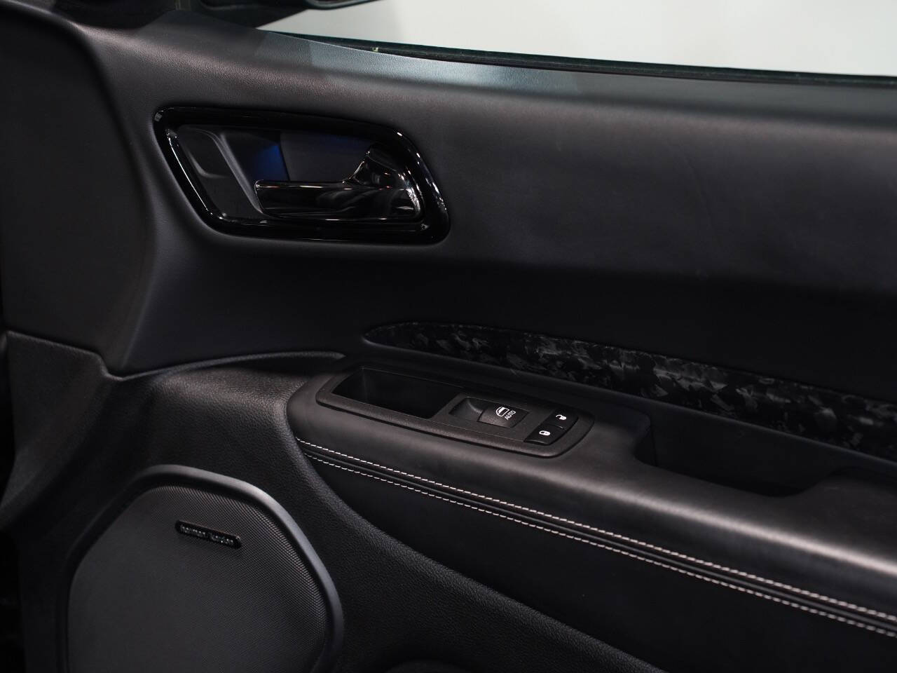 2021 DODGE DURANGO Image 25