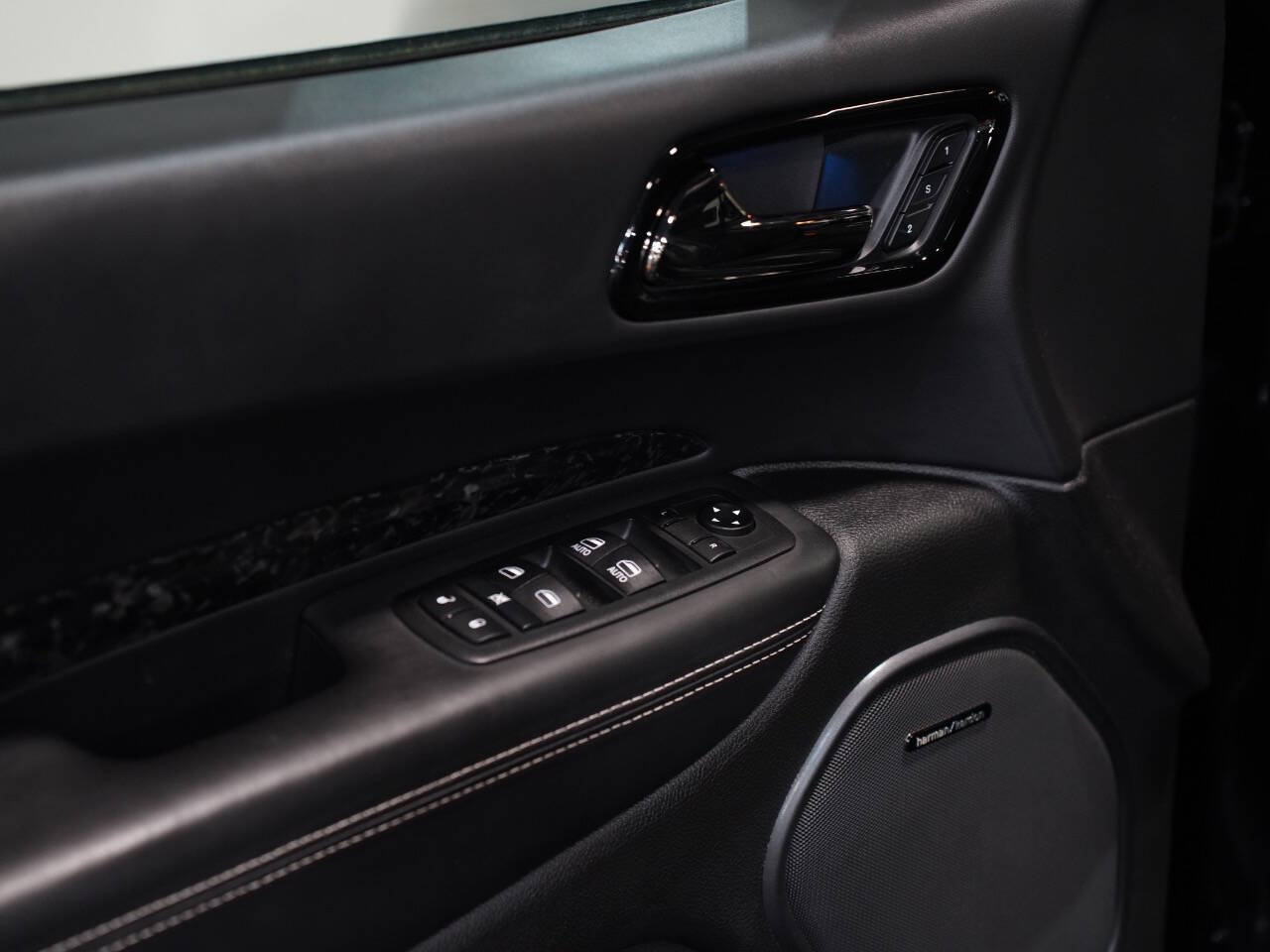 2021 DODGE DURANGO Image 23