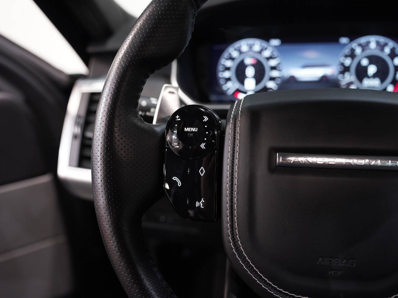 GREEN, 2020 LAND ROVER RANGE ROVER SPORT Image 43