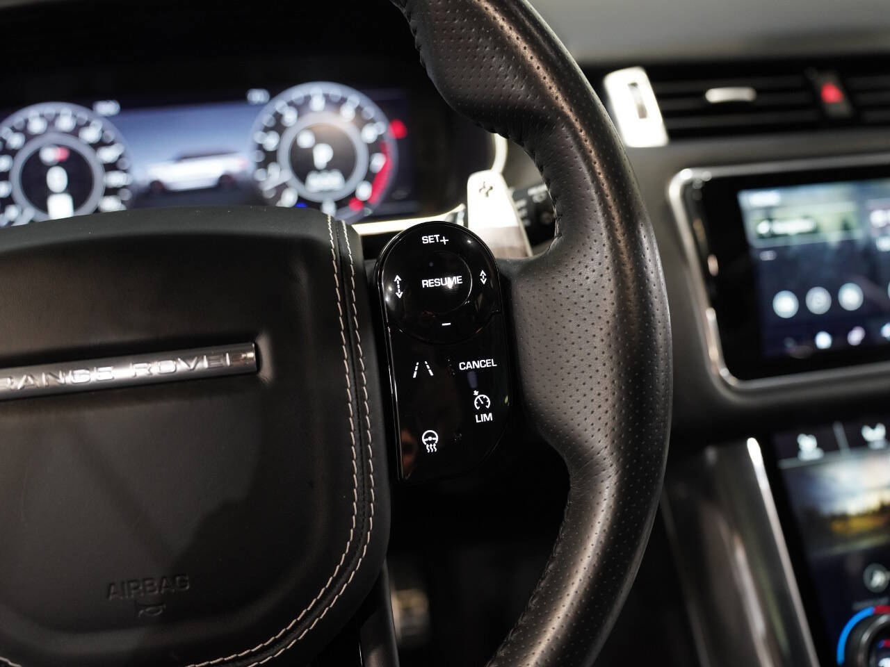 GREEN, 2020 LAND ROVER RANGE ROVER SPORT Image 44