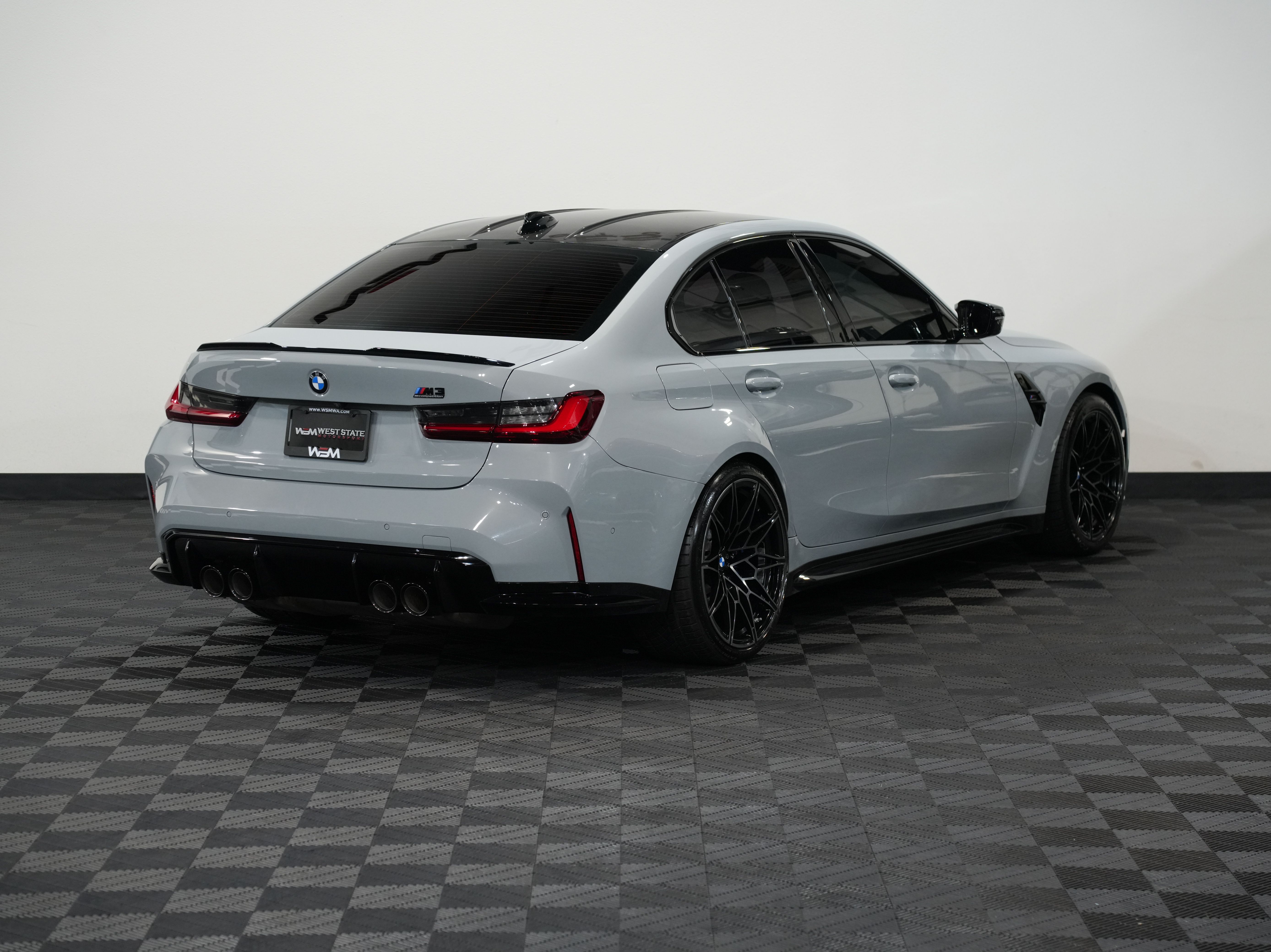 BROOKLYN GREY METALLIC, 2022 BMW M3 Image 6