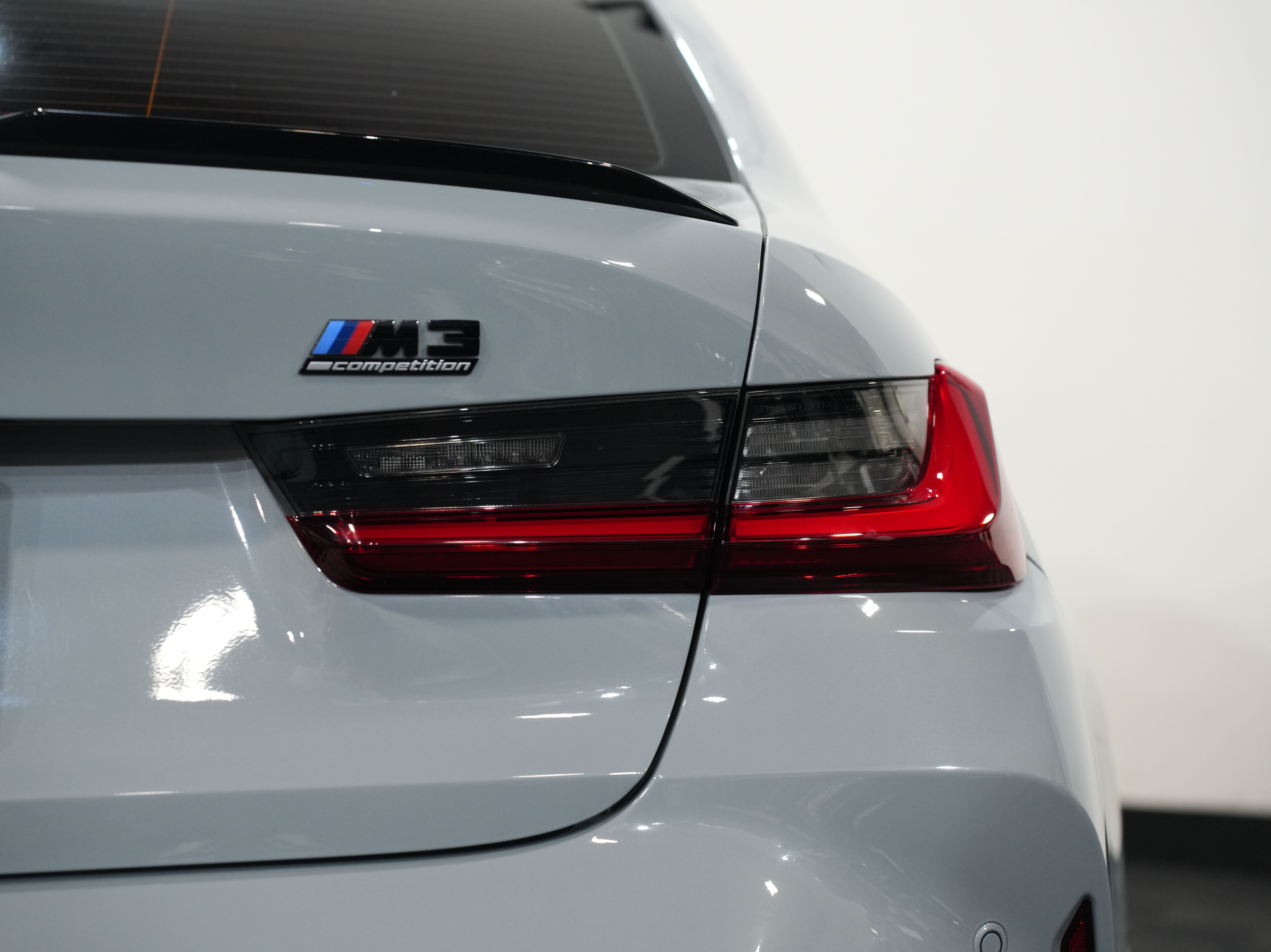 BROOKLYN GREY METALLIC, 2022 BMW M3 Image 18