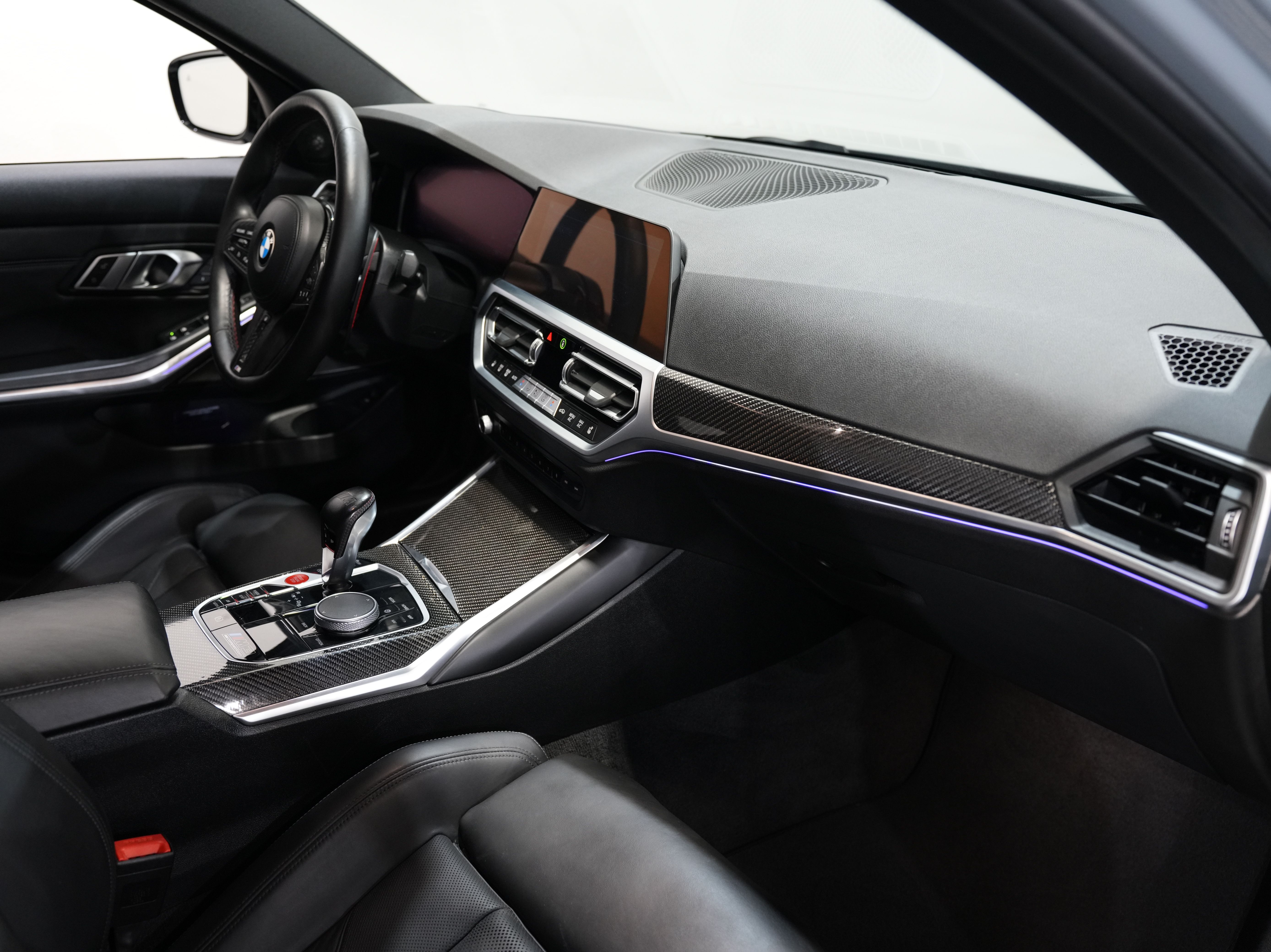 BROOKLYN GREY METALLIC, 2022 BMW M3 Image 39