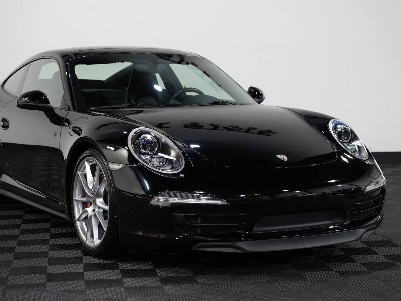 BLACK, 2013 PORSCHE 911 Image 9