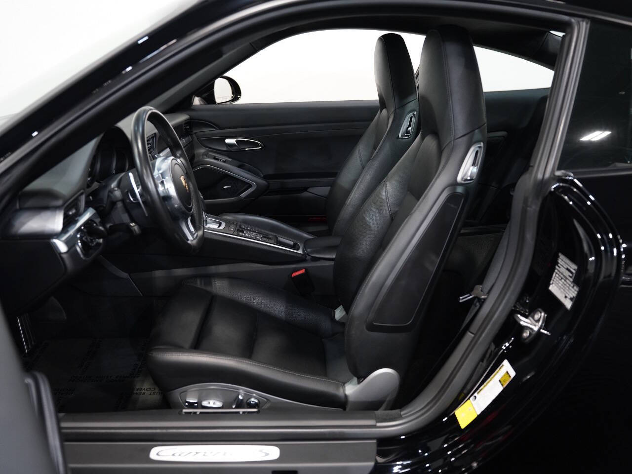 BLACK, 2013 PORSCHE 911 Image 25