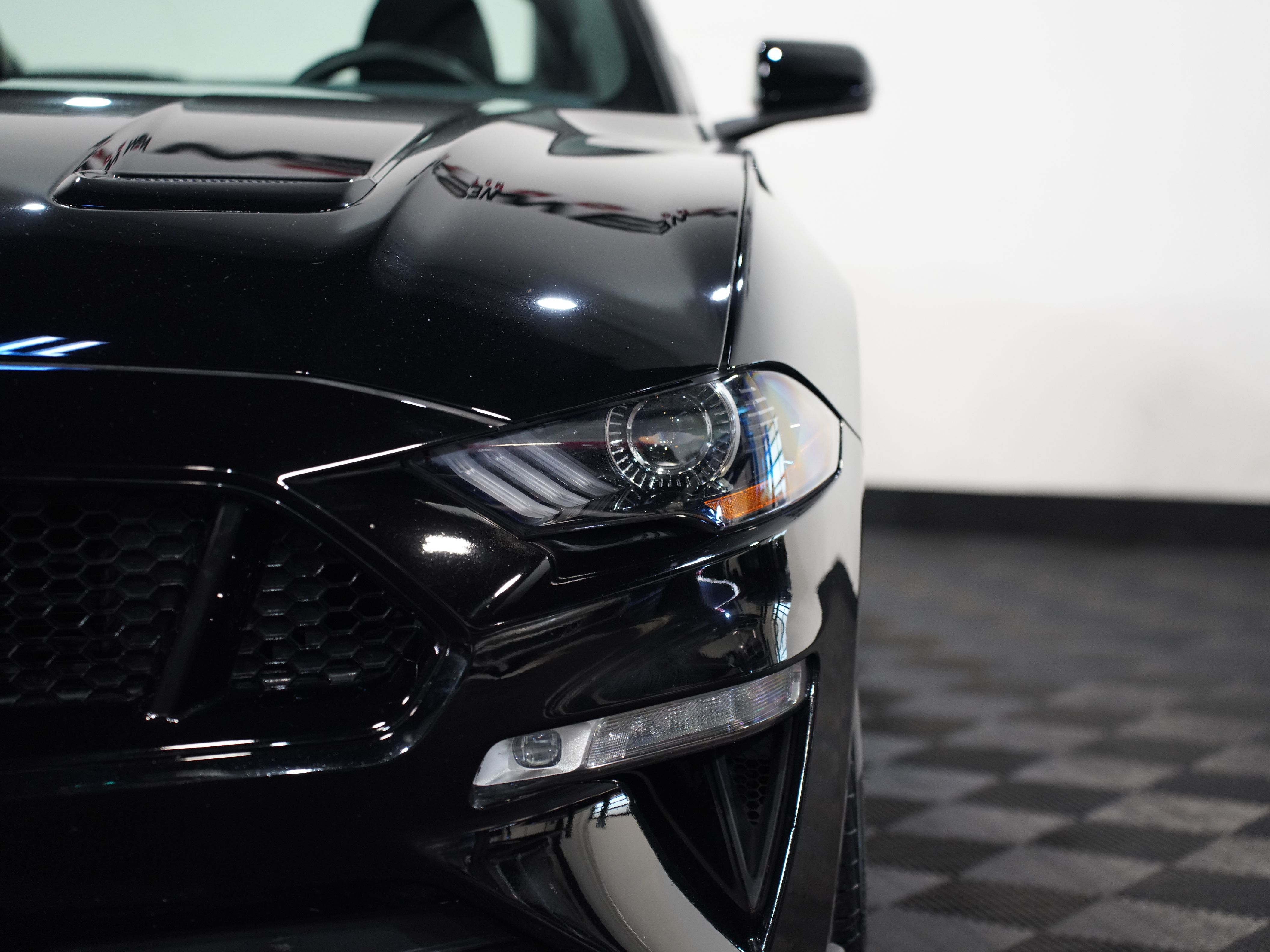 BLACK, 2021 FORD MUSTANG Image 10