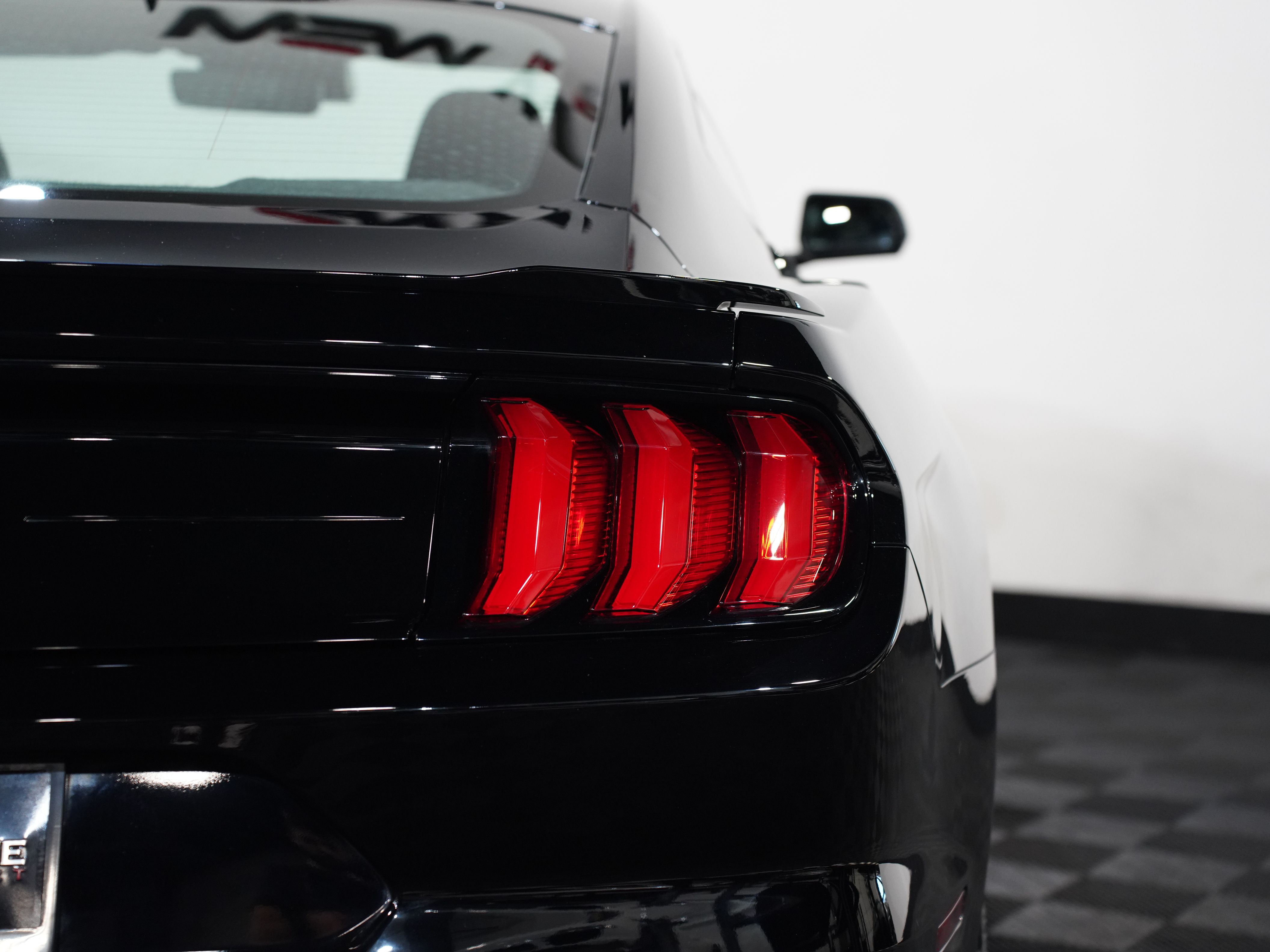 BLACK, 2021 FORD MUSTANG Image 18