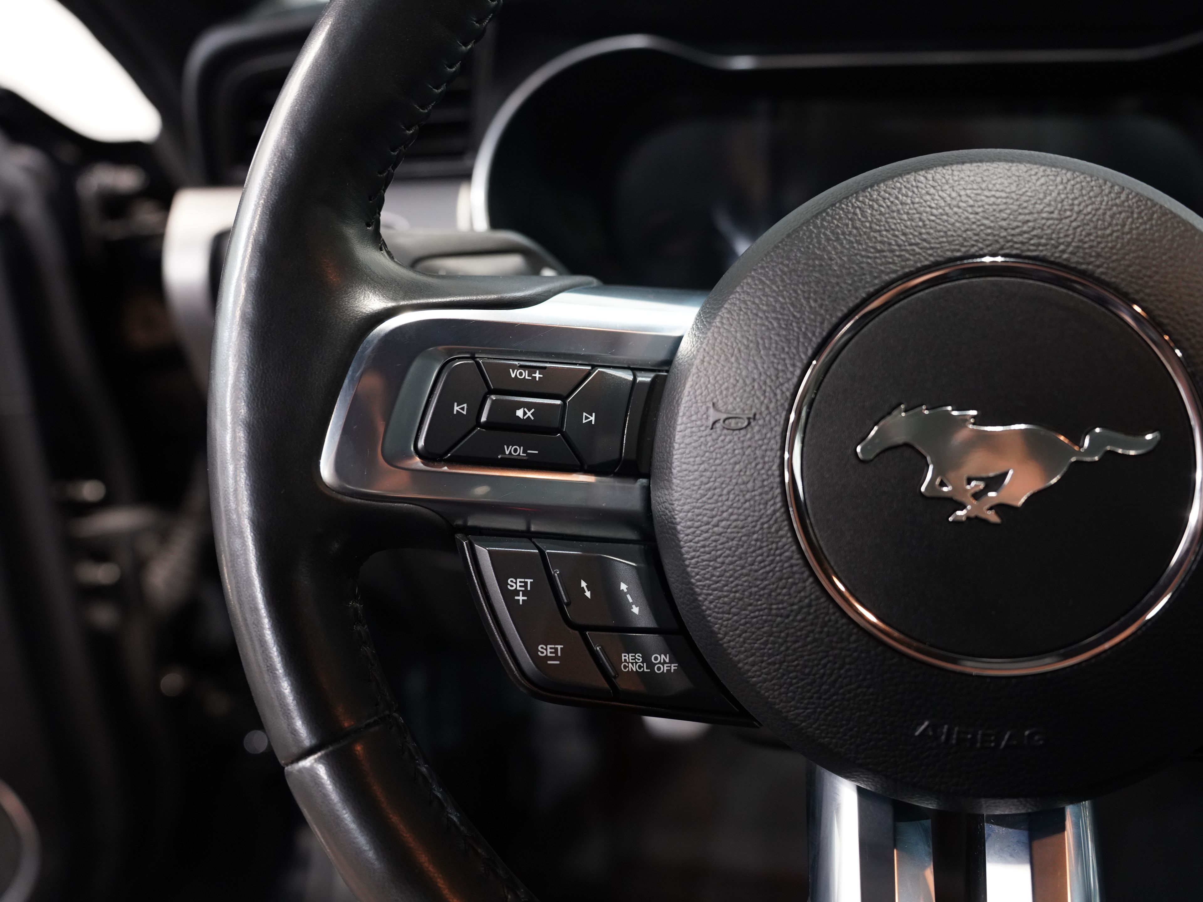 BLACK, 2021 FORD MUSTANG Thumnail Image 37
