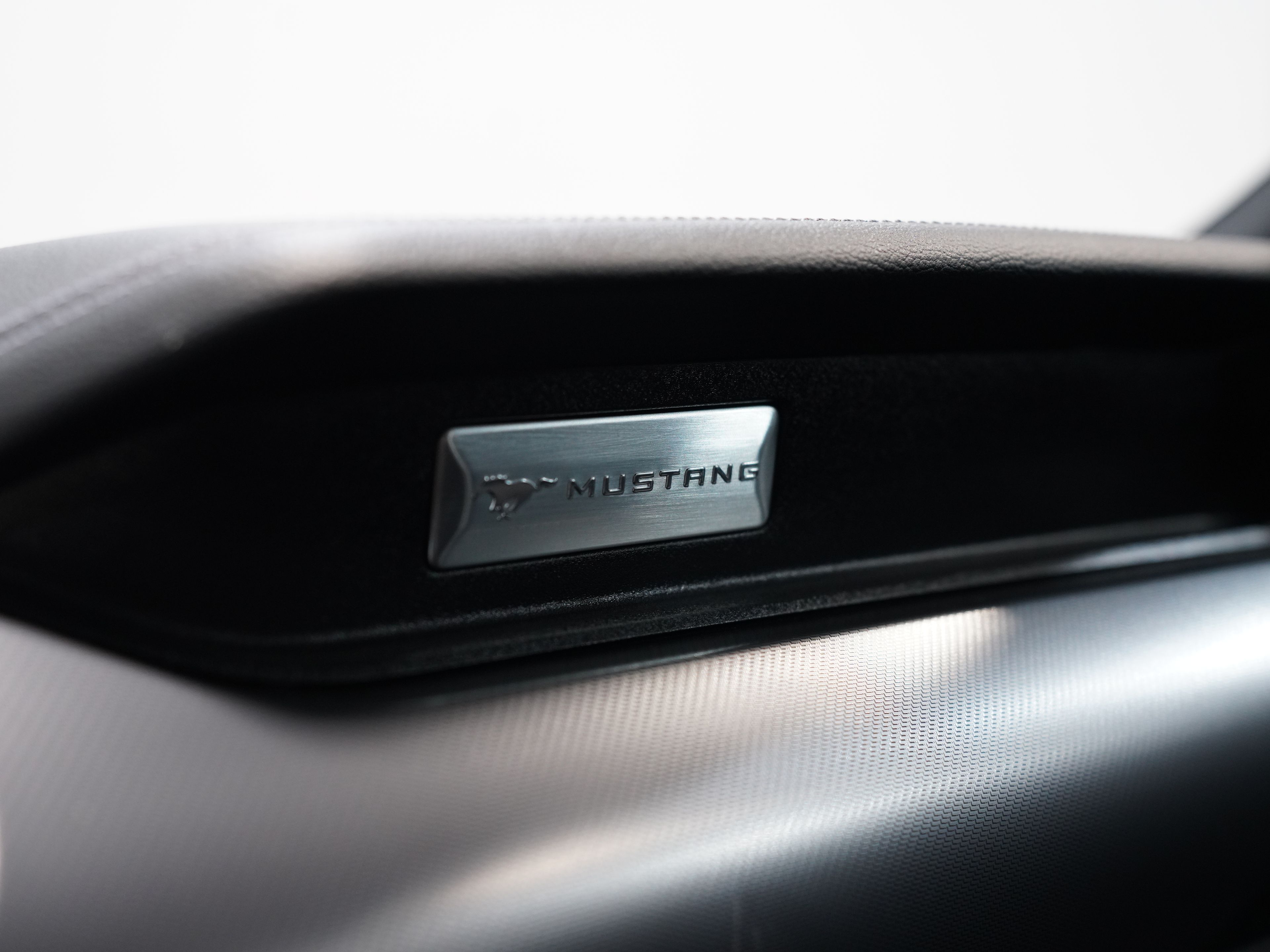 BLACK, 2021 FORD MUSTANG Thumnail Image 43