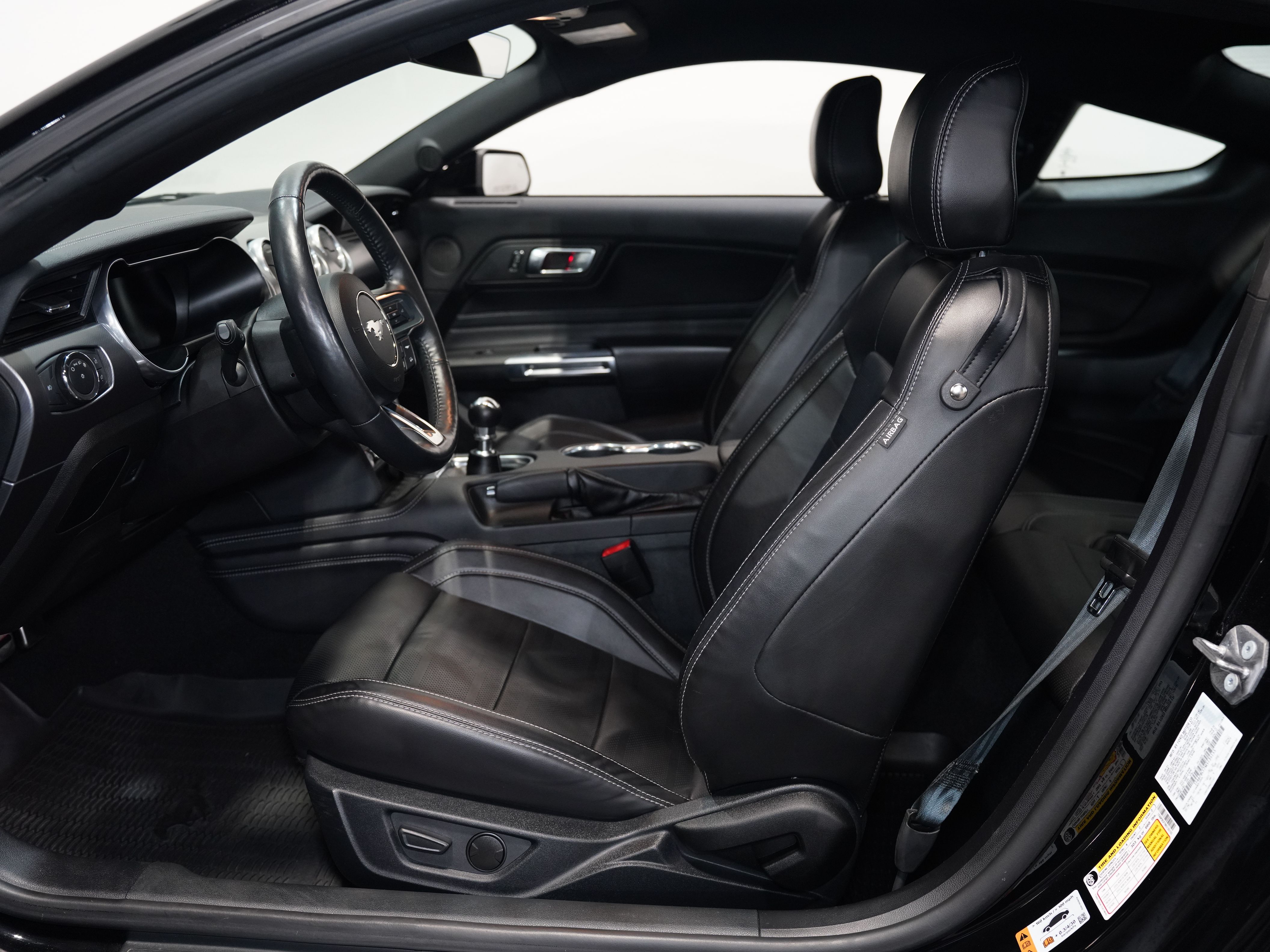 BLACK, 2021 FORD MUSTANG Image 30