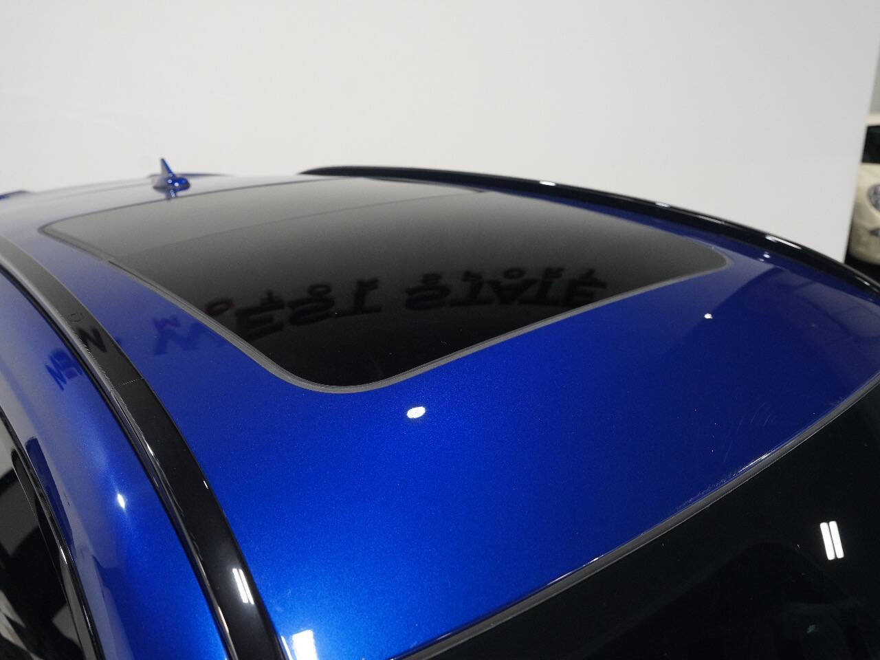 BLU EMOZIONE, 2019 MASERATI LEVANTE Image 14