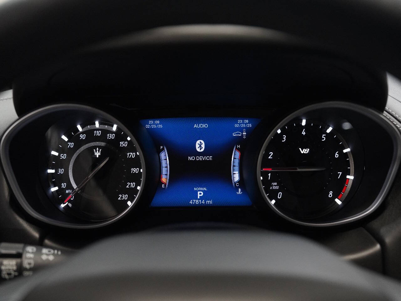BLU EMOZIONE, 2019 MASERATI LEVANTE Image 45