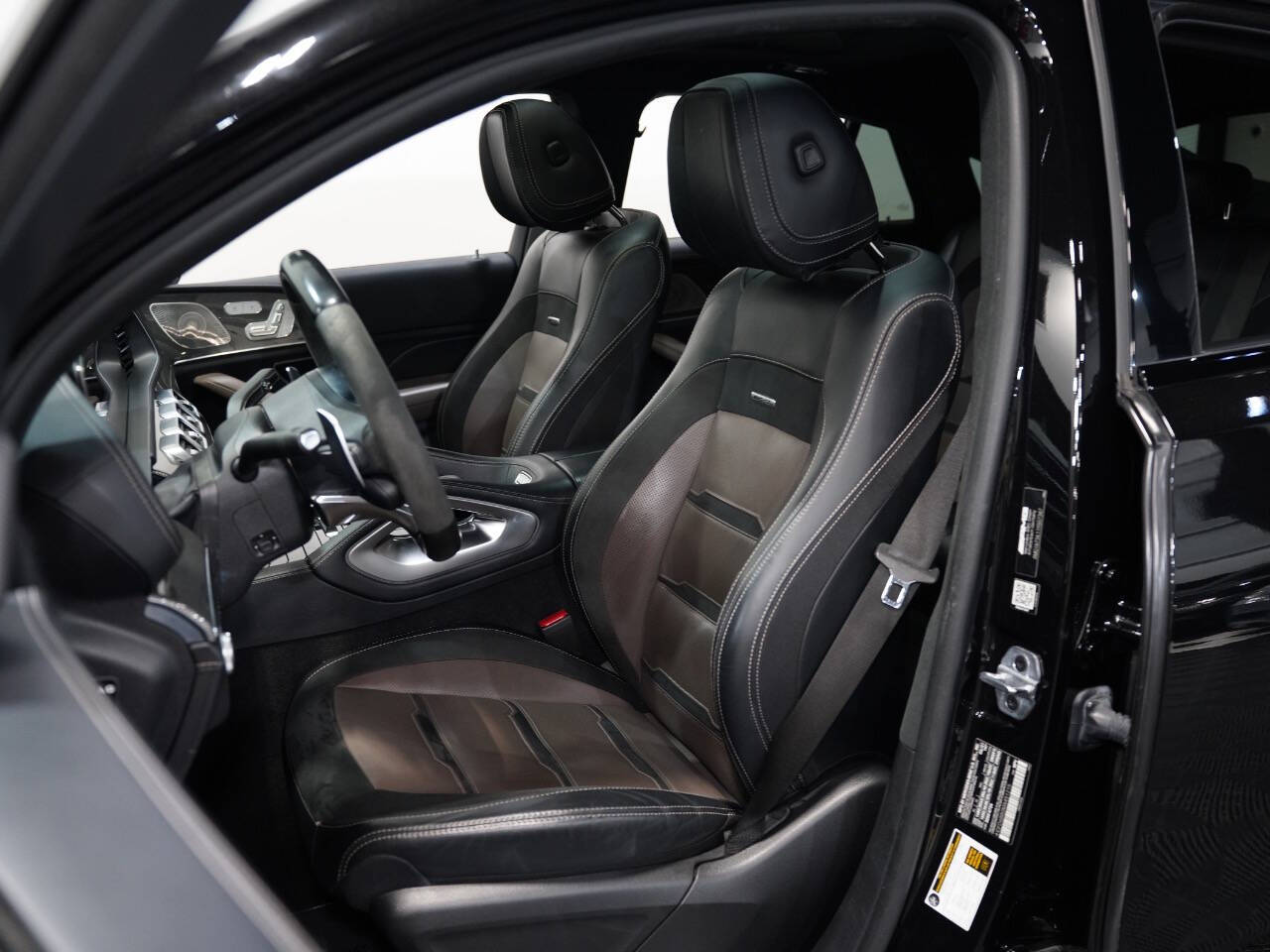 OBSIDIAN BLACK METALLIC, 2021 MERCEDES-BENZ MERCEDES-AMG GLE COUPE Image 30