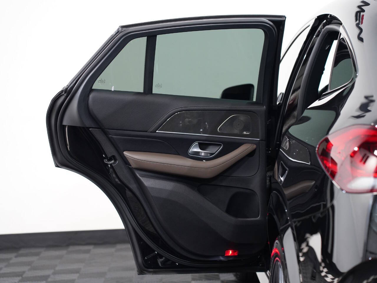 OBSIDIAN BLACK METALLIC, 2021 MERCEDES-BENZ MERCEDES-AMG GLE COUPE Image 27