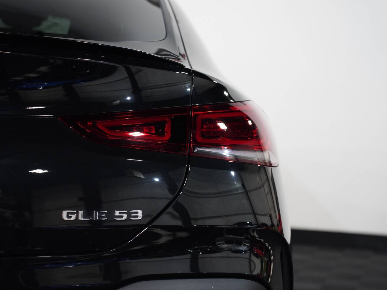 OBSIDIAN BLACK METALLIC, 2021 MERCEDES-BENZ MERCEDES-AMG GLE COUPE Image 17