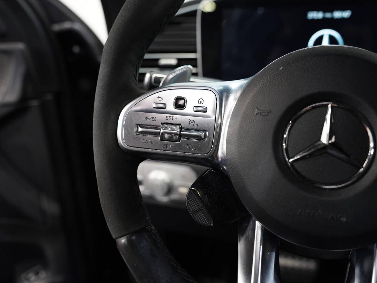 OBSIDIAN BLACK METALLIC, 2021 MERCEDES-BENZ MERCEDES-AMG GLE COUPE Image 40