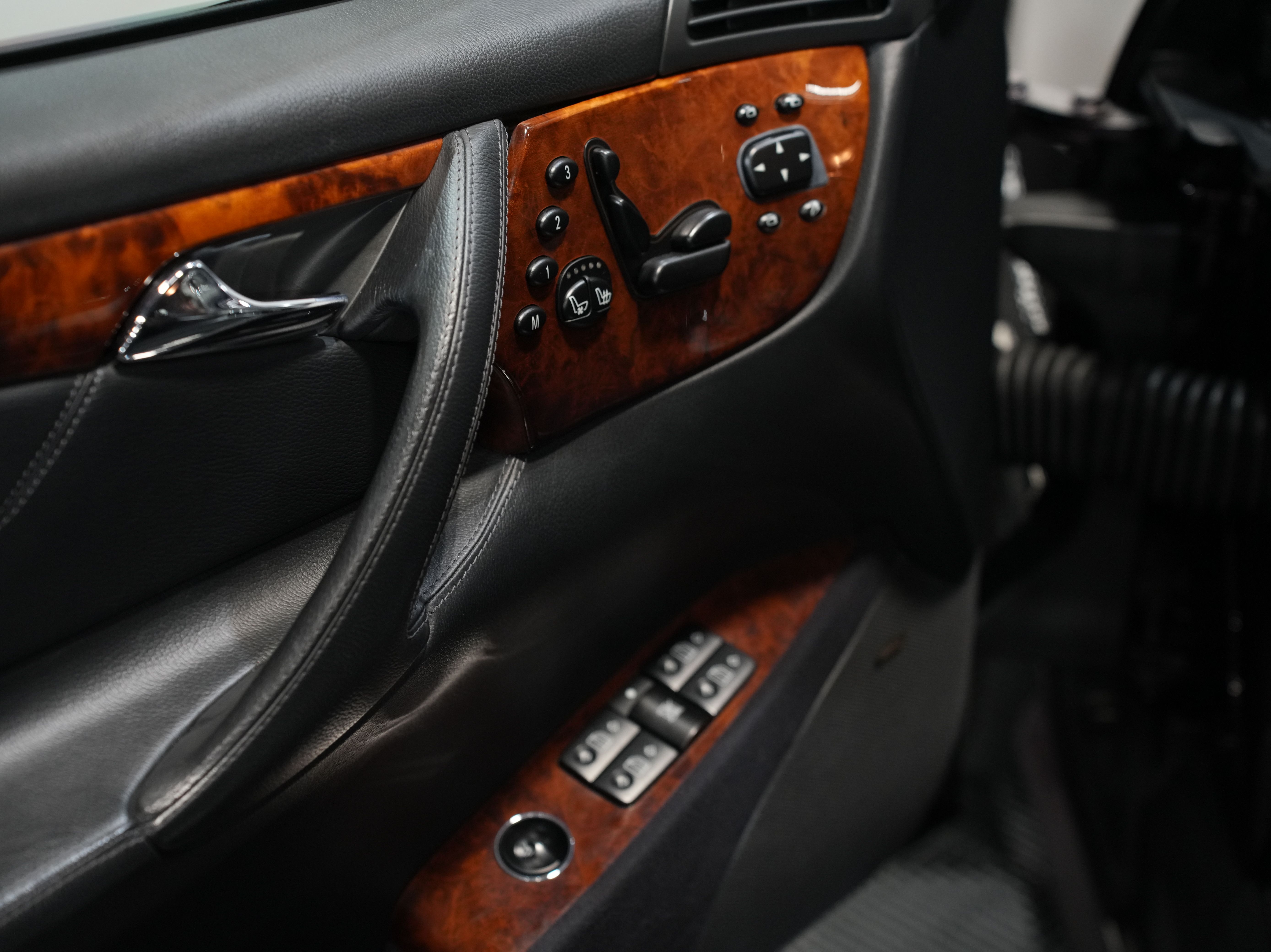 2005 MERCEDES-BENZ CL-CLASS Image 21