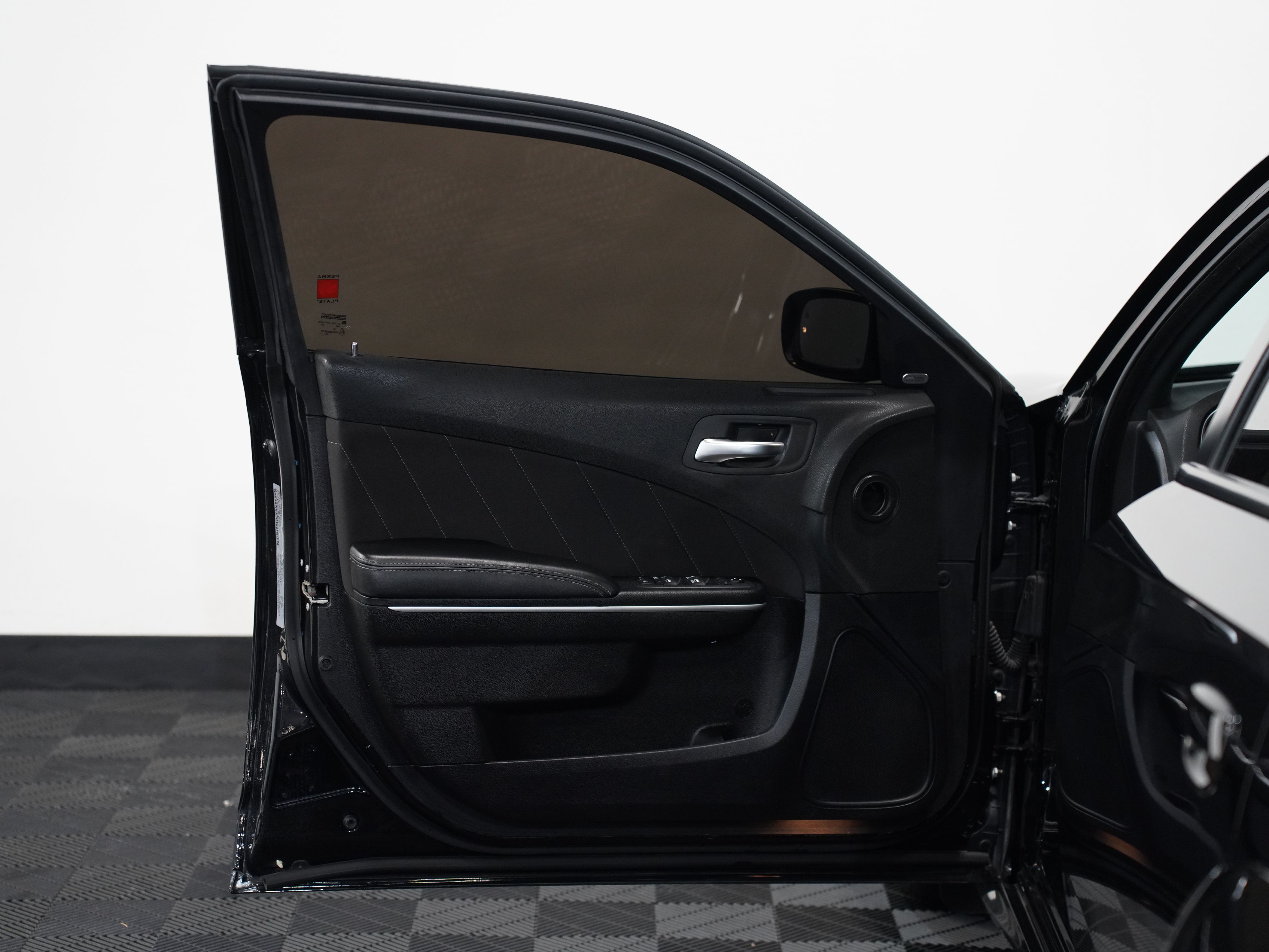 2020 DODGE CHARGER Image 22