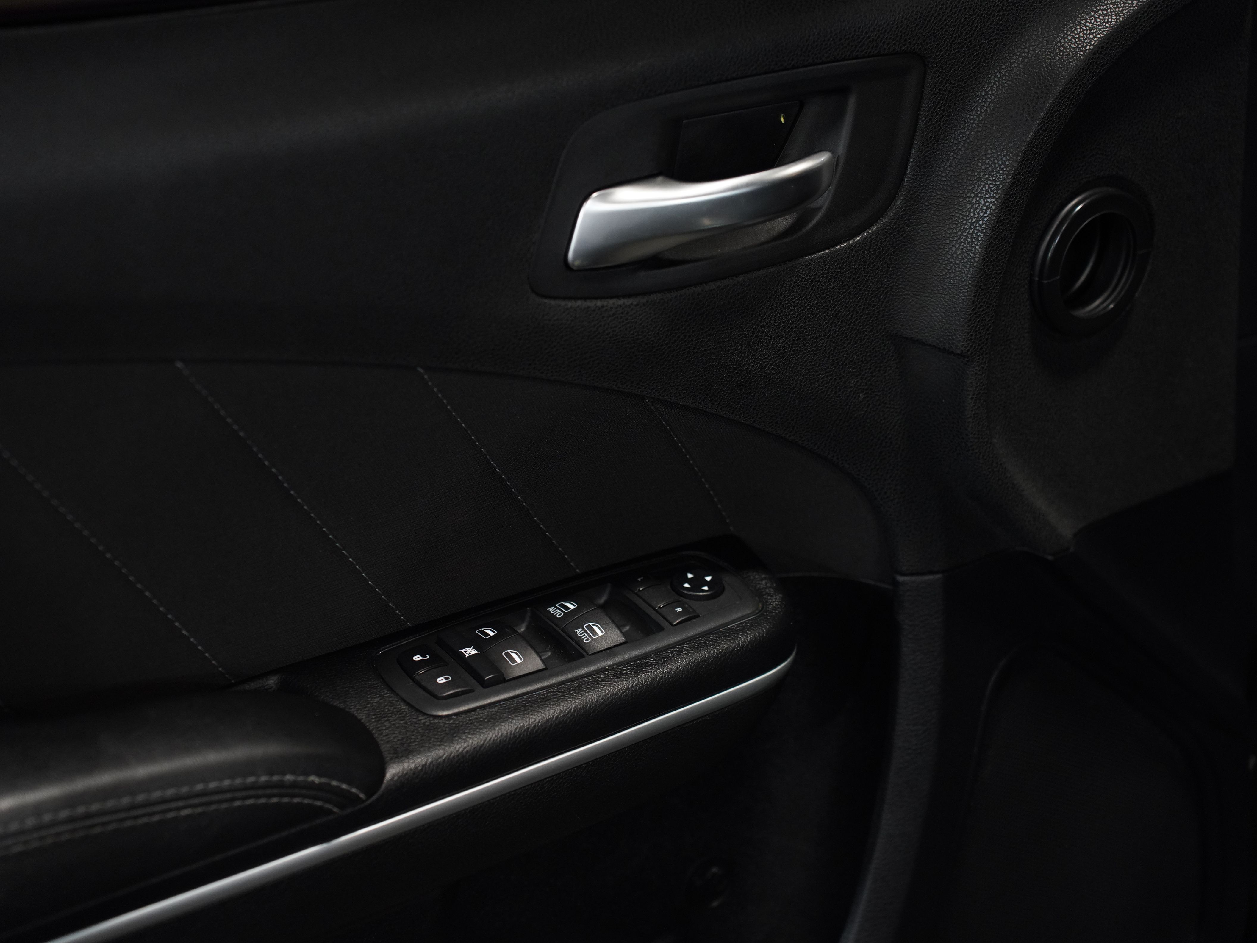2020 DODGE CHARGER Image 23