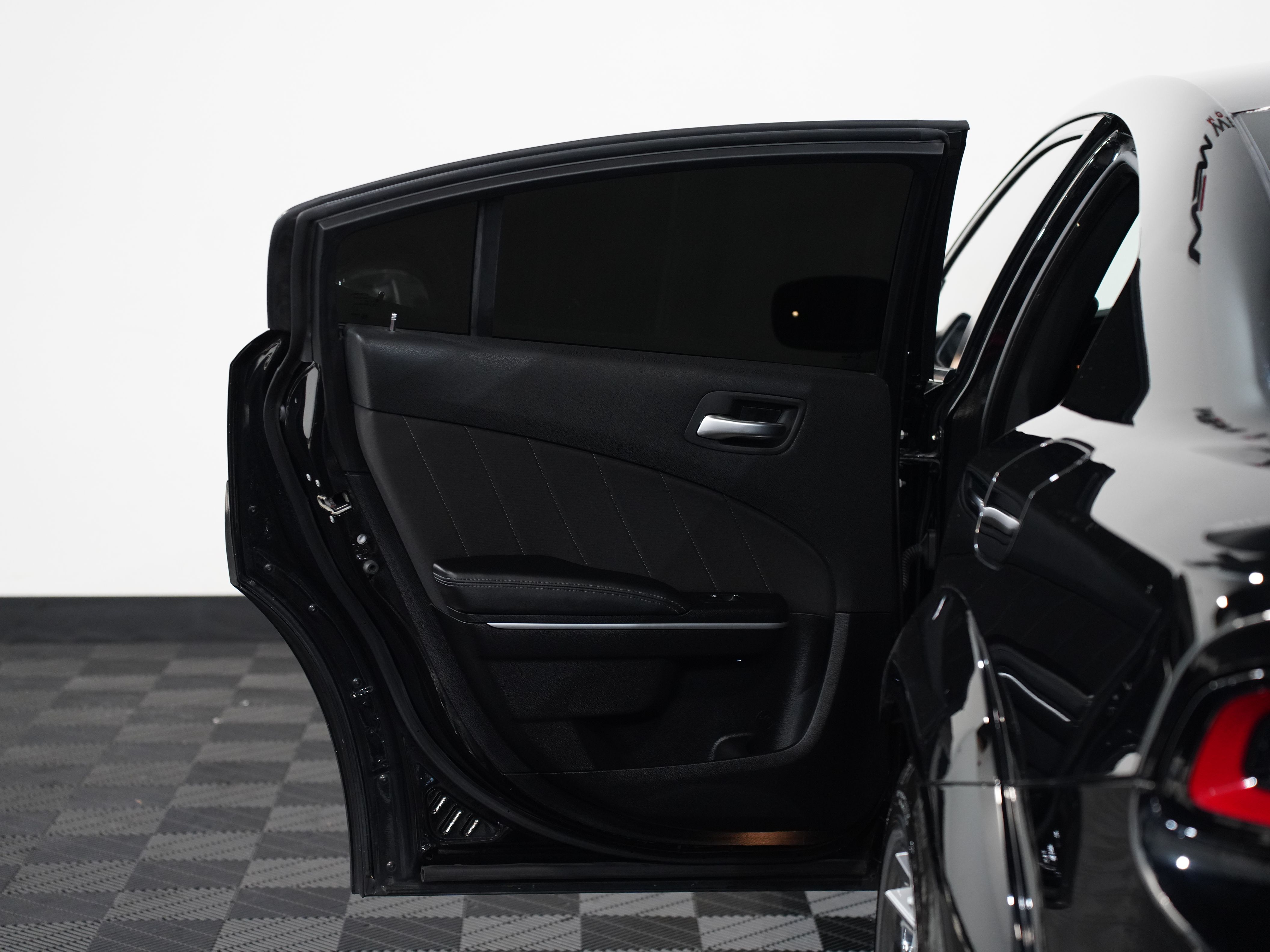 2020 DODGE CHARGER Image 26
