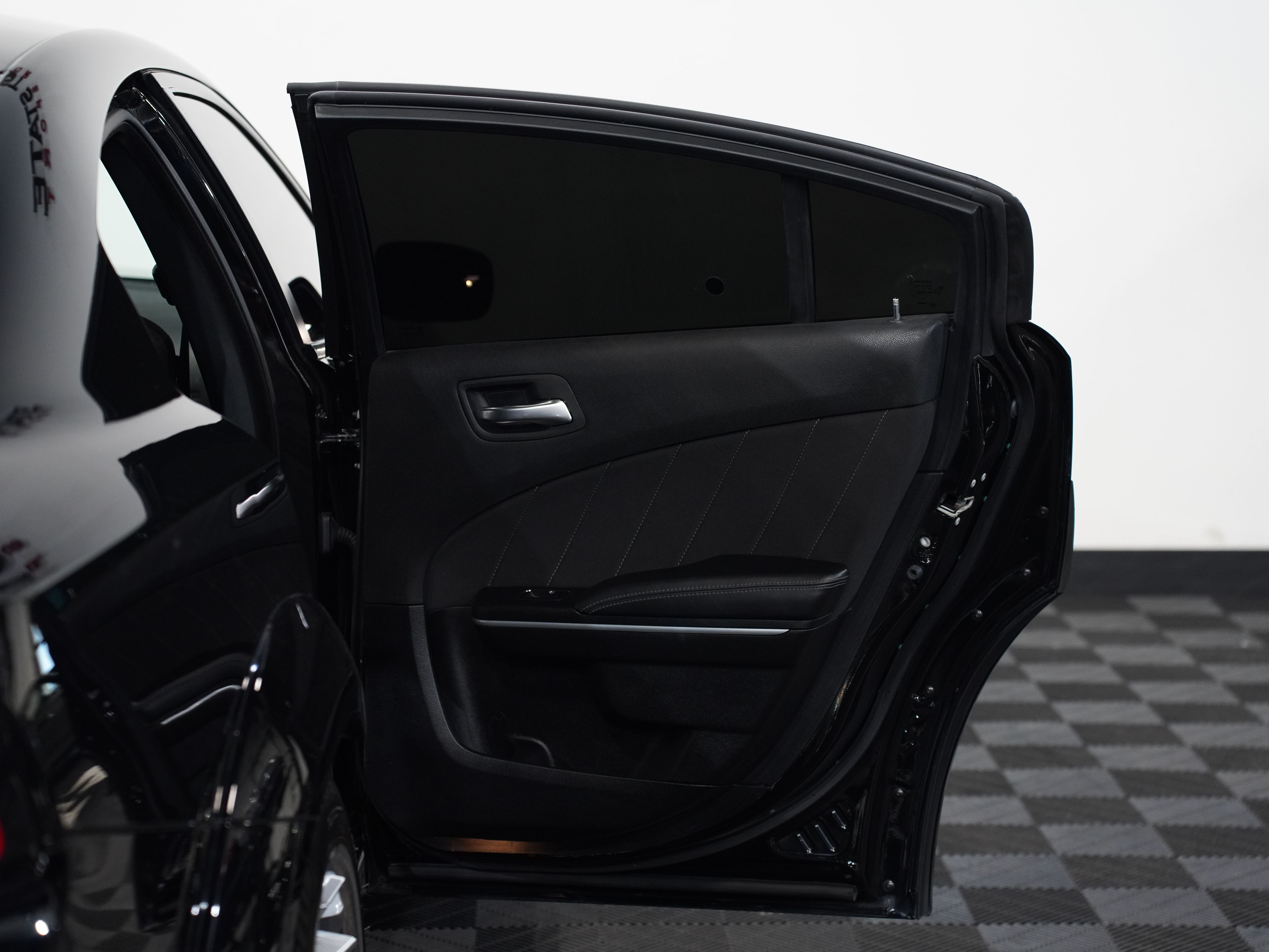 2020 DODGE CHARGER Image 28