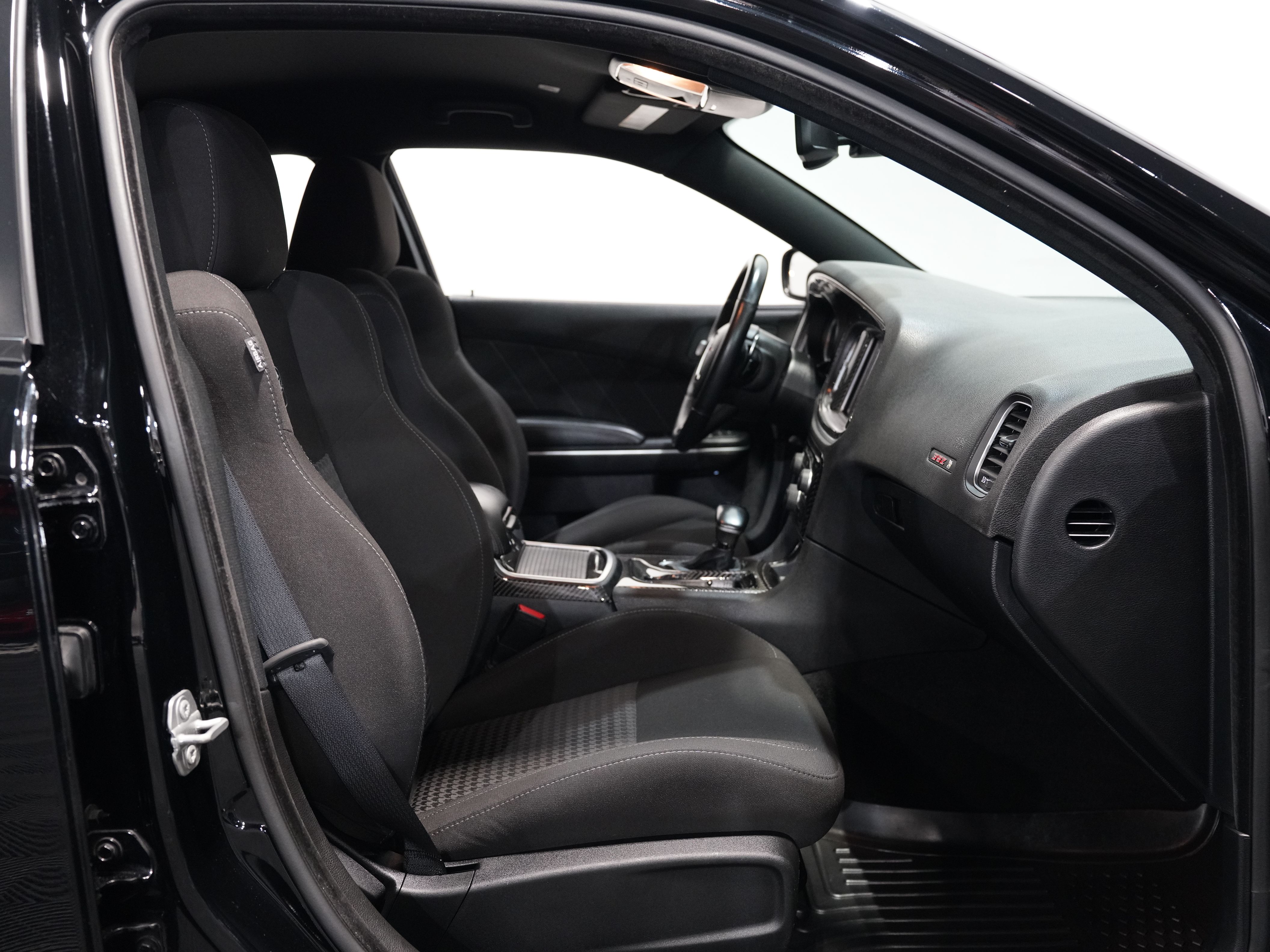 2020 DODGE CHARGER Image 35