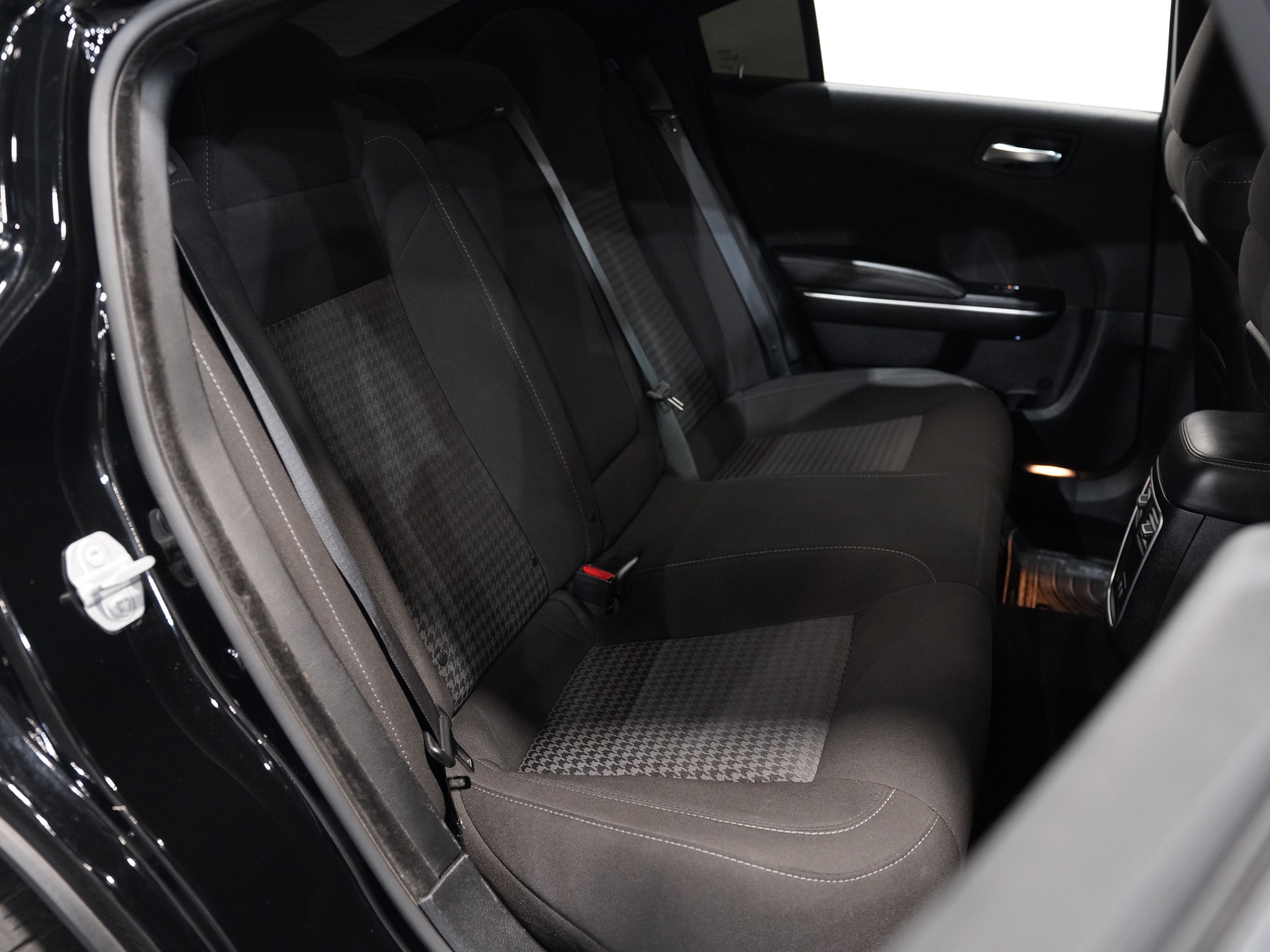 2020 DODGE CHARGER Image 39