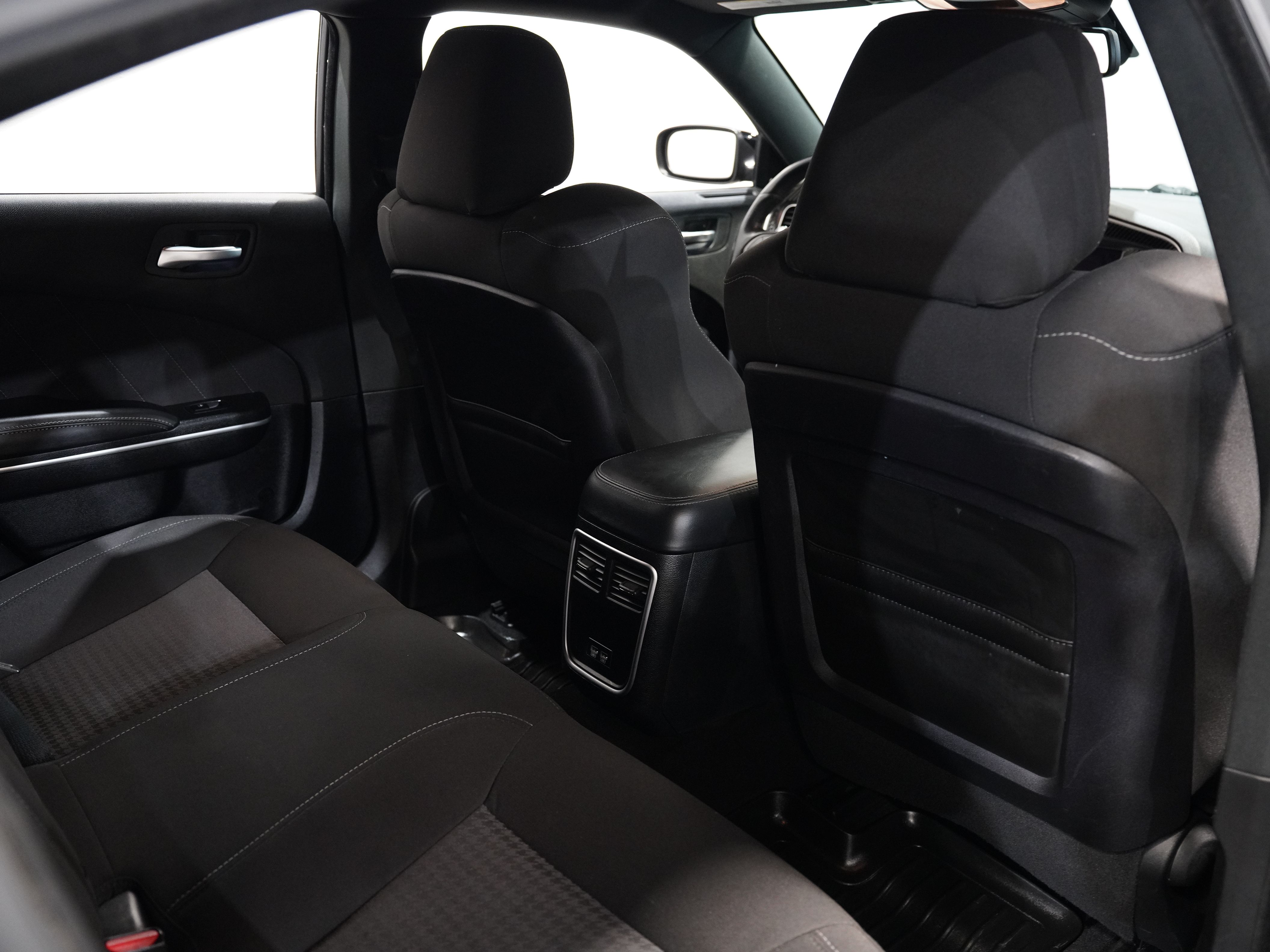2020 DODGE CHARGER Image 40