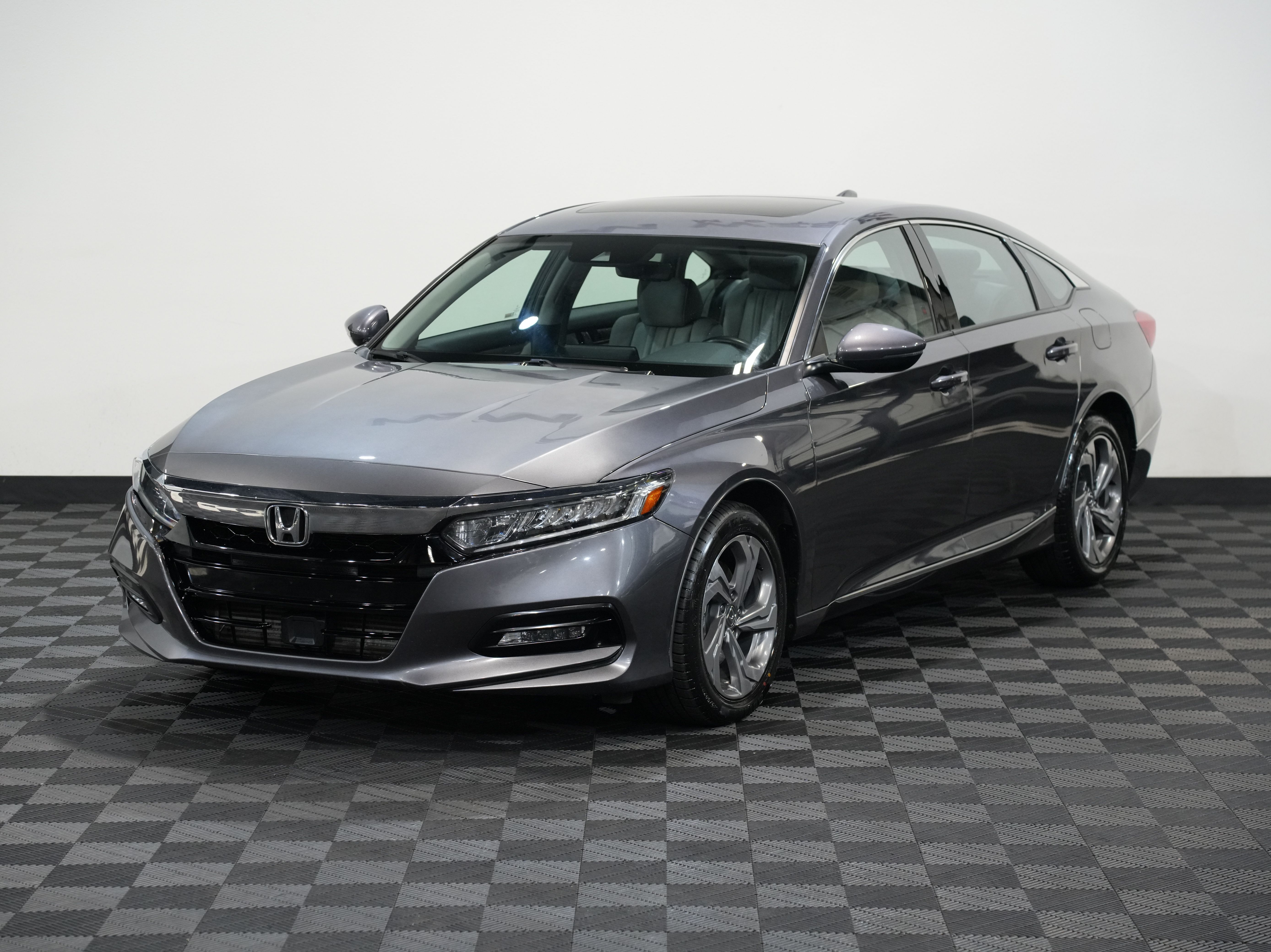 GRAY, 2018 HONDA ACCORD Image 3