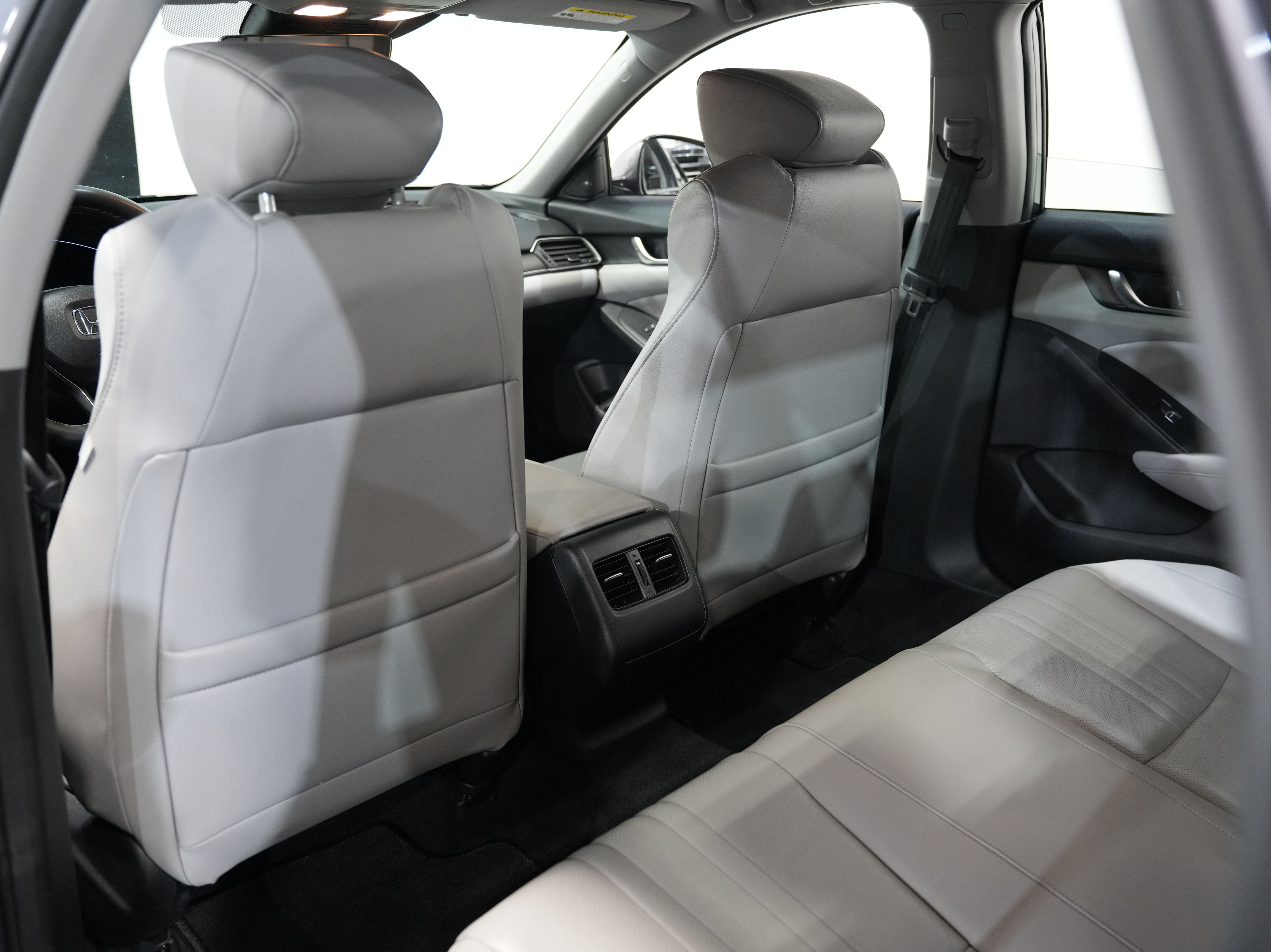 GRAY, 2018 HONDA ACCORD Image 34